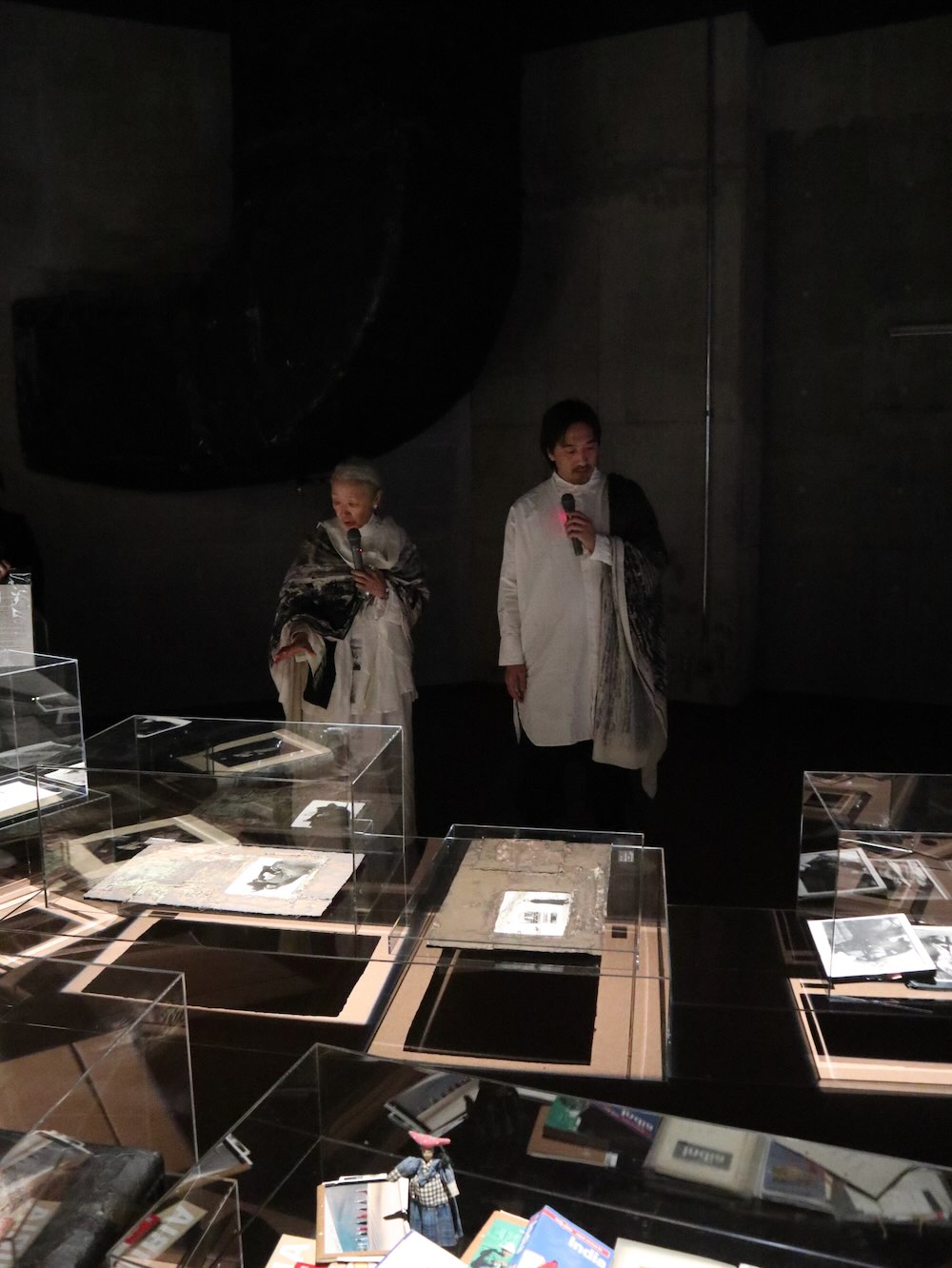 「高木由利子 写真展 Threads of Beauty 1995-2025 ― 時をまとい、風をまとう。」内覧会