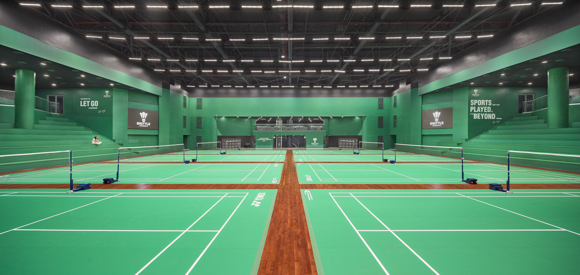 〈ダルミア・ゴピチャンド・バドミントンアカデミー（The dalmia-gopichand badminton academy）〉（通称：The Shuttle）Studio Archohm