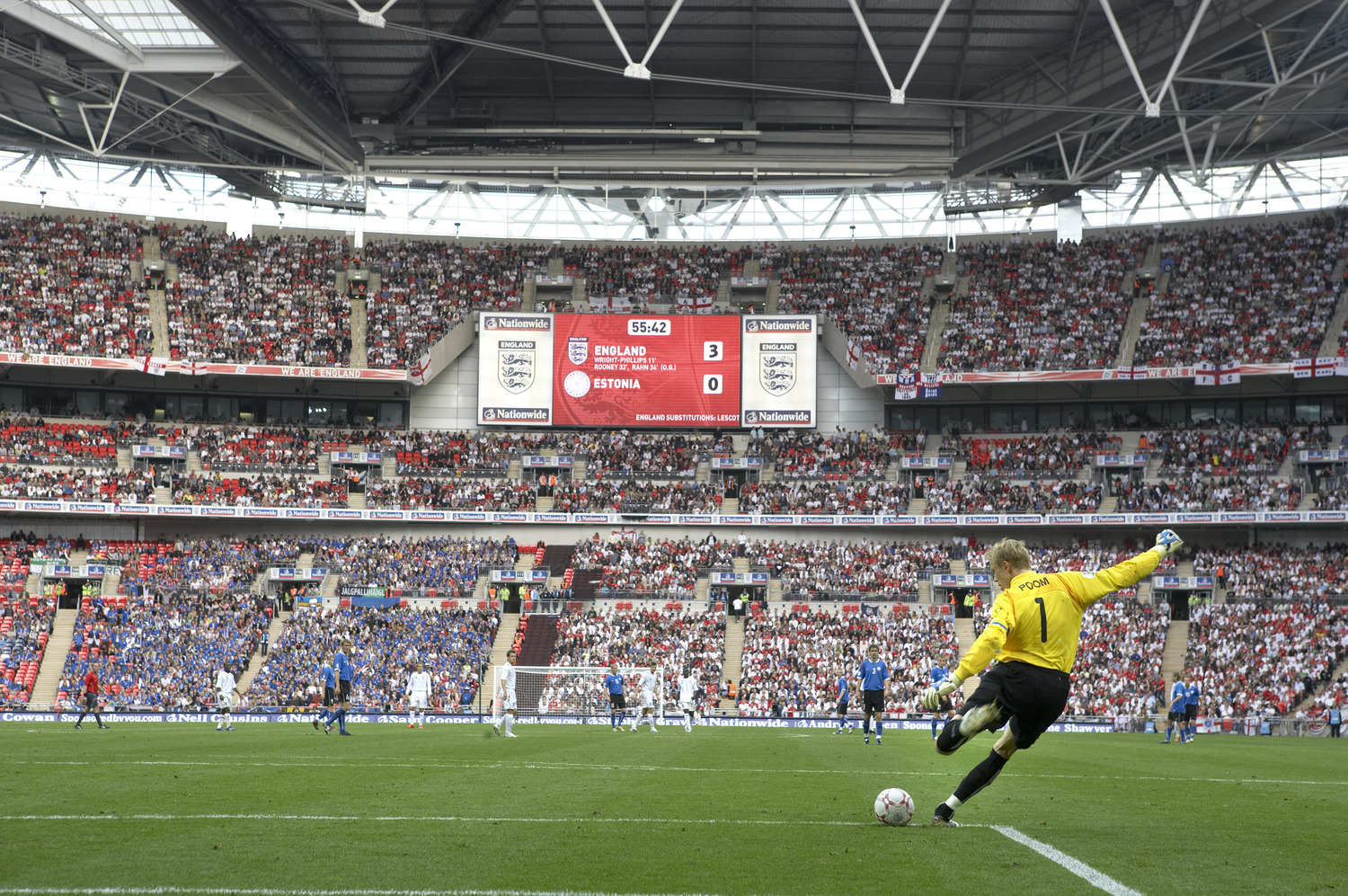 〈ウェンブリー・スタジアム（Wembley Stadium）〉〈ウェンブリー・スタジアム（Wembley Stadium）〉
