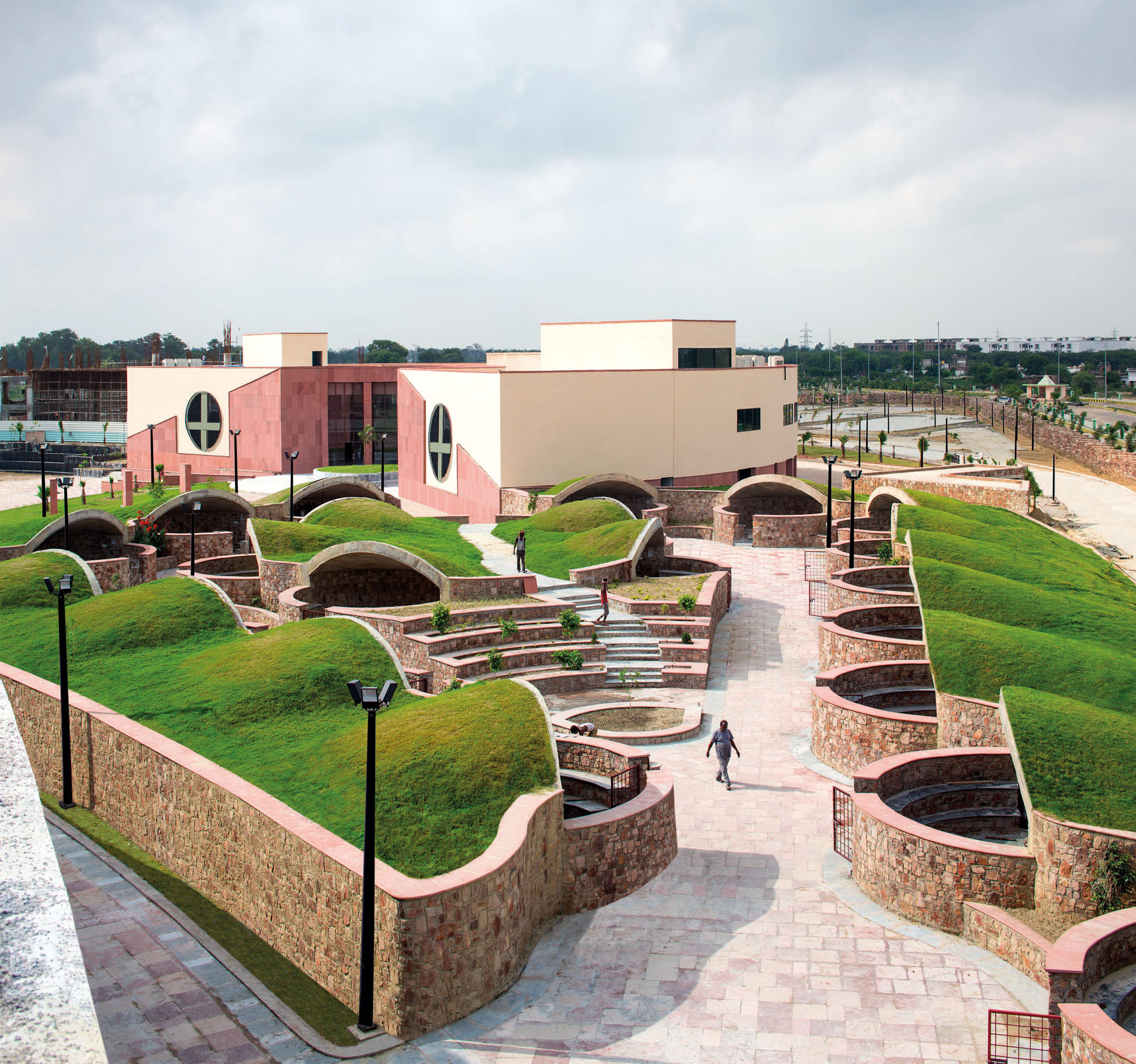 〈アワド・シルプグラム(Awadh Shilpgram)〉Studio Archohm