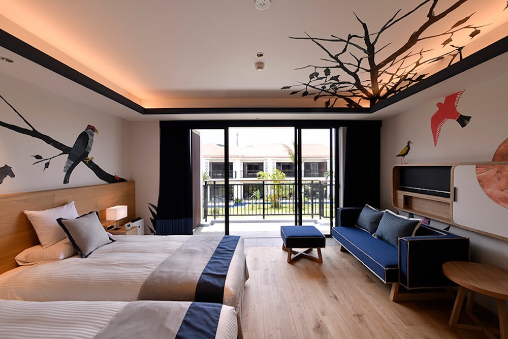 〈FUSAKI BEACH RESORT〉
