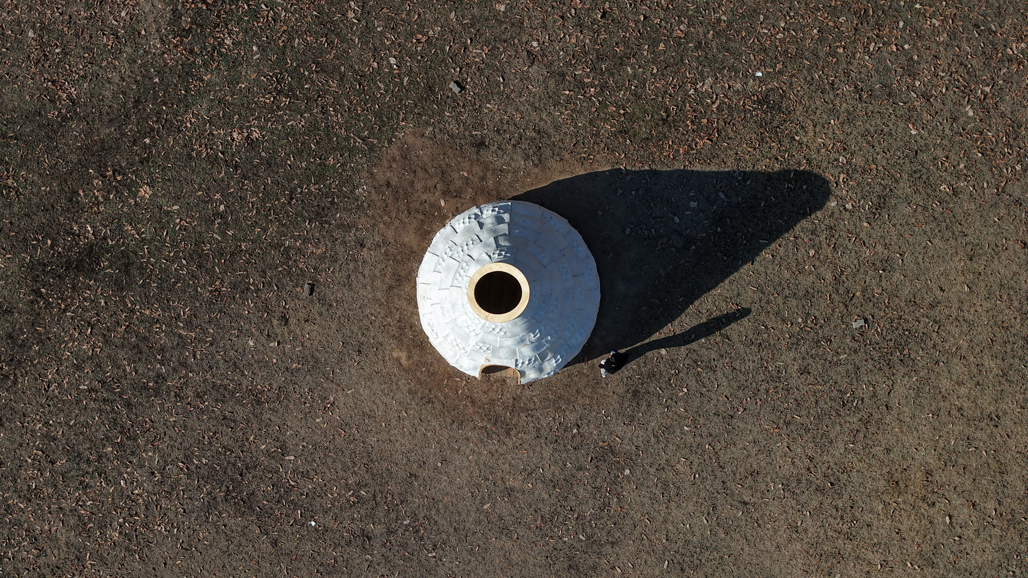 〈マイセリウム・ハット（Mycelial Hut）〉ヨンジュ・リー・アーキテクチャ（Yong Ju Lee Architecture）