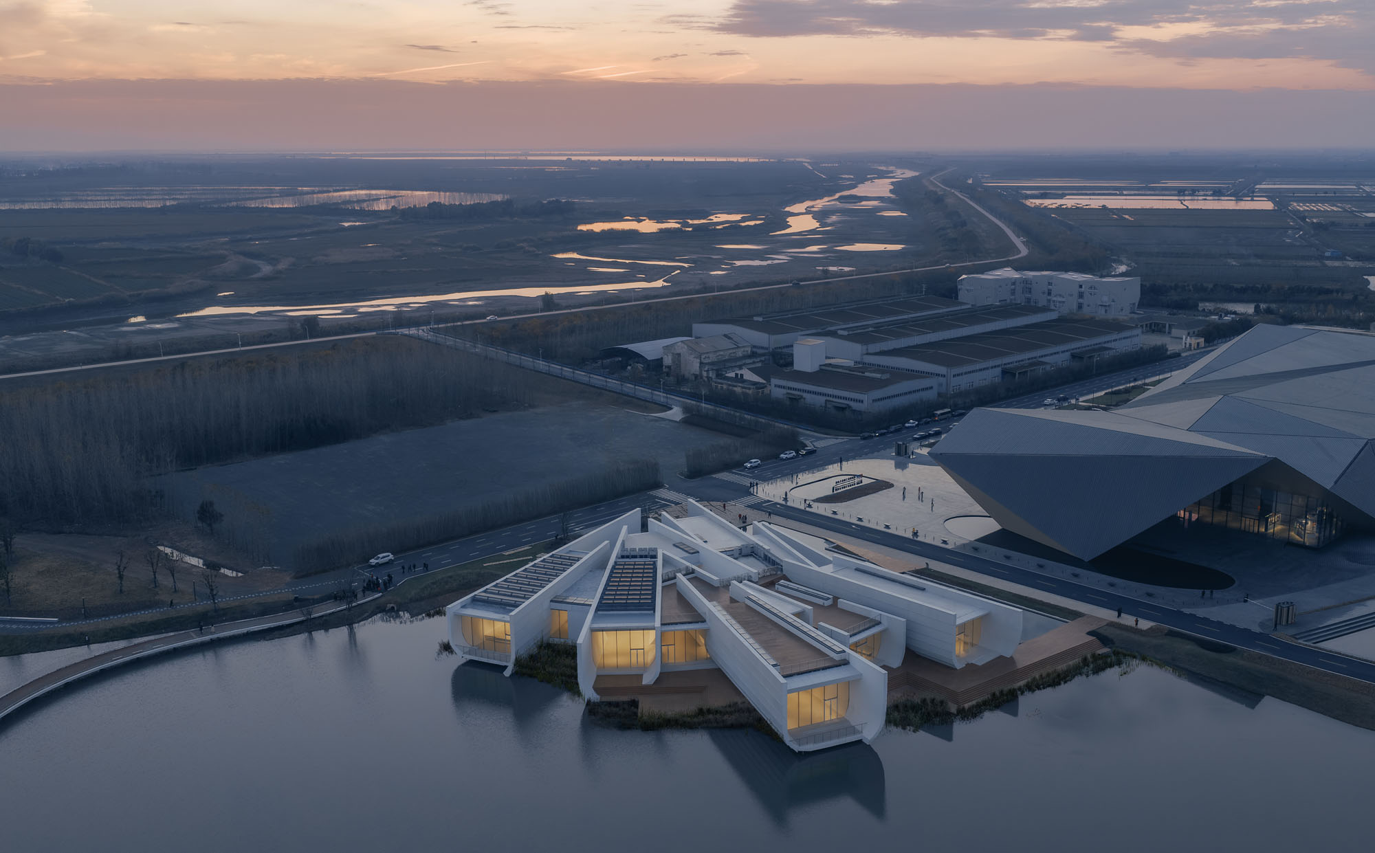 〈陳湖湿地アートセンター（Chenhu Wetland Art Center）〉TAO（Trace Architecture Office）