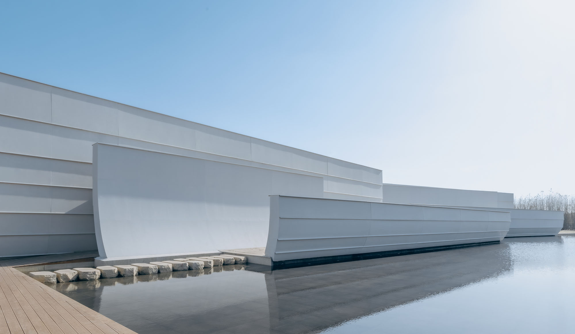 〈陳湖湿地アートセンター（Chenhu Wetland Art Center）〉TAO（Trace Architecture Office）