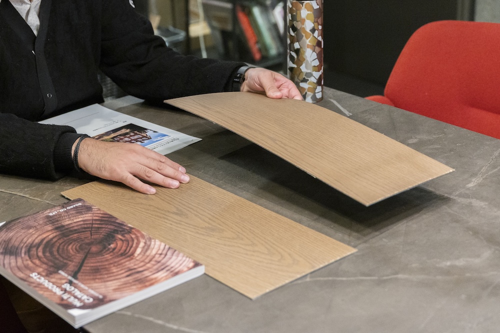 天然木の質感と施工性を実現した「スリムウッド」DESIGN STUDIO CROWが語る「ホテルインディゴ長崎グラバーストリート」の改修