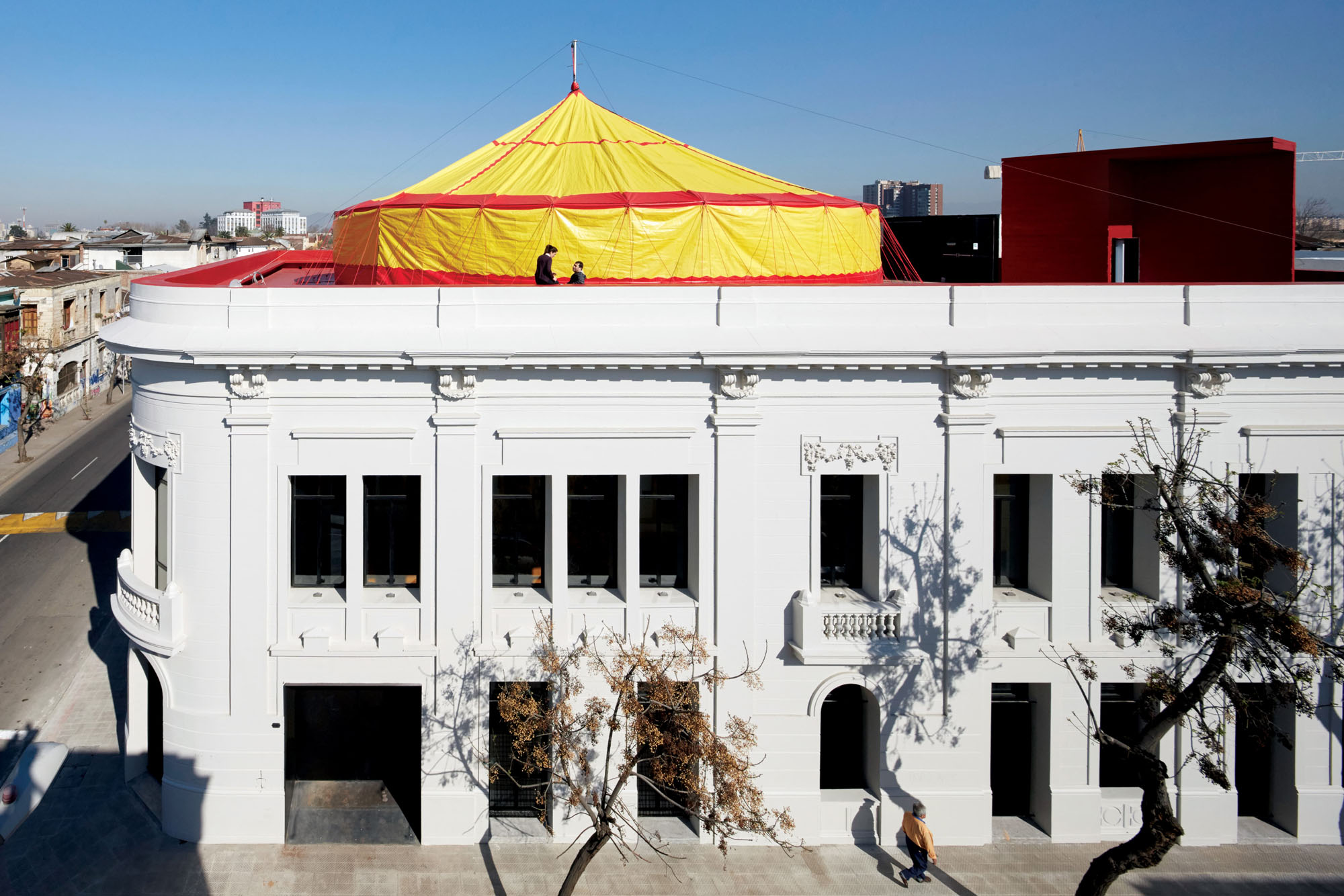 スミルハン・ラディック・クラークが2026年プリツカー建築賞を受賞