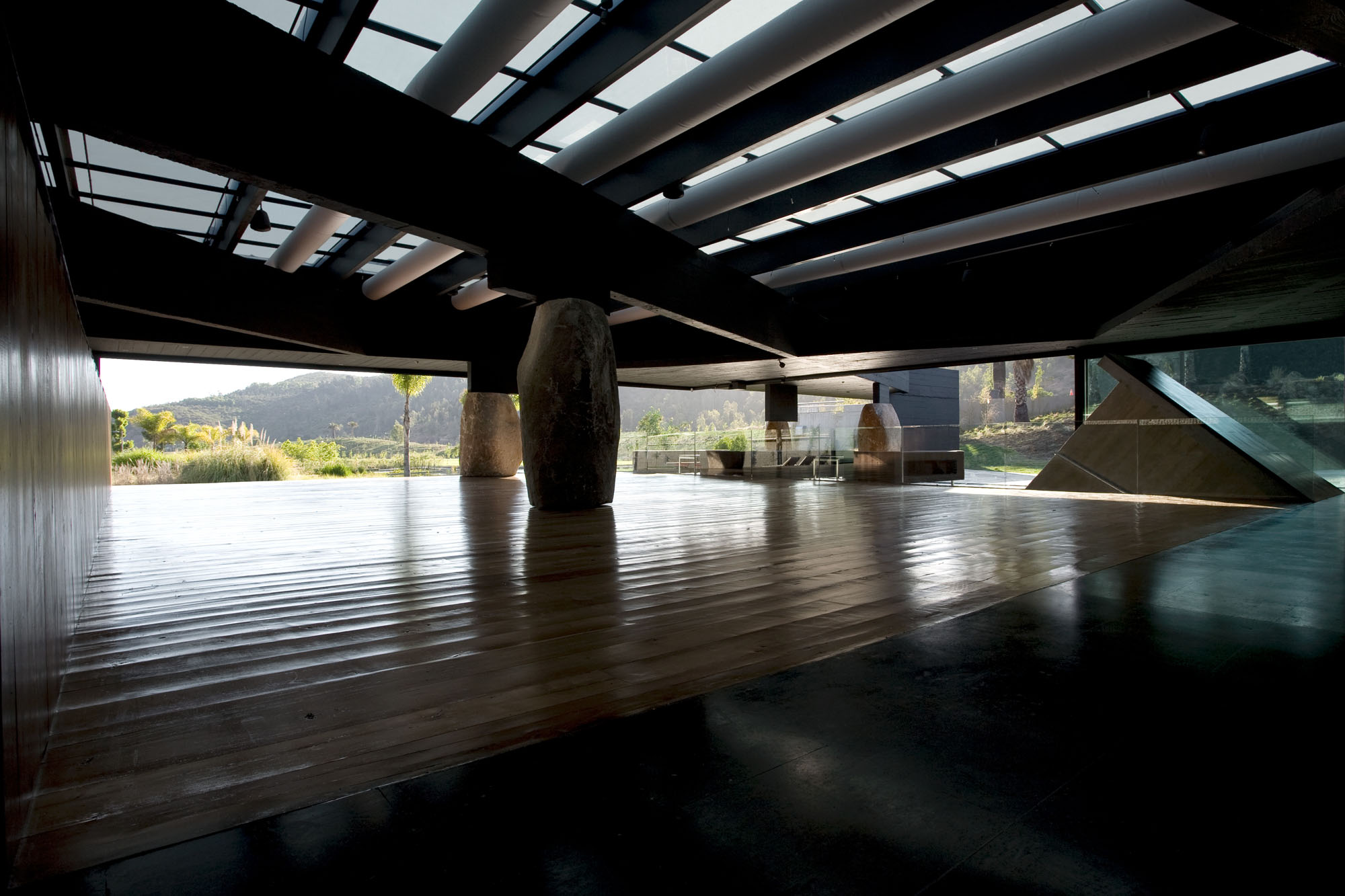 スミルハン・ラディック・クラークが2026年プリツカー建築賞を受賞