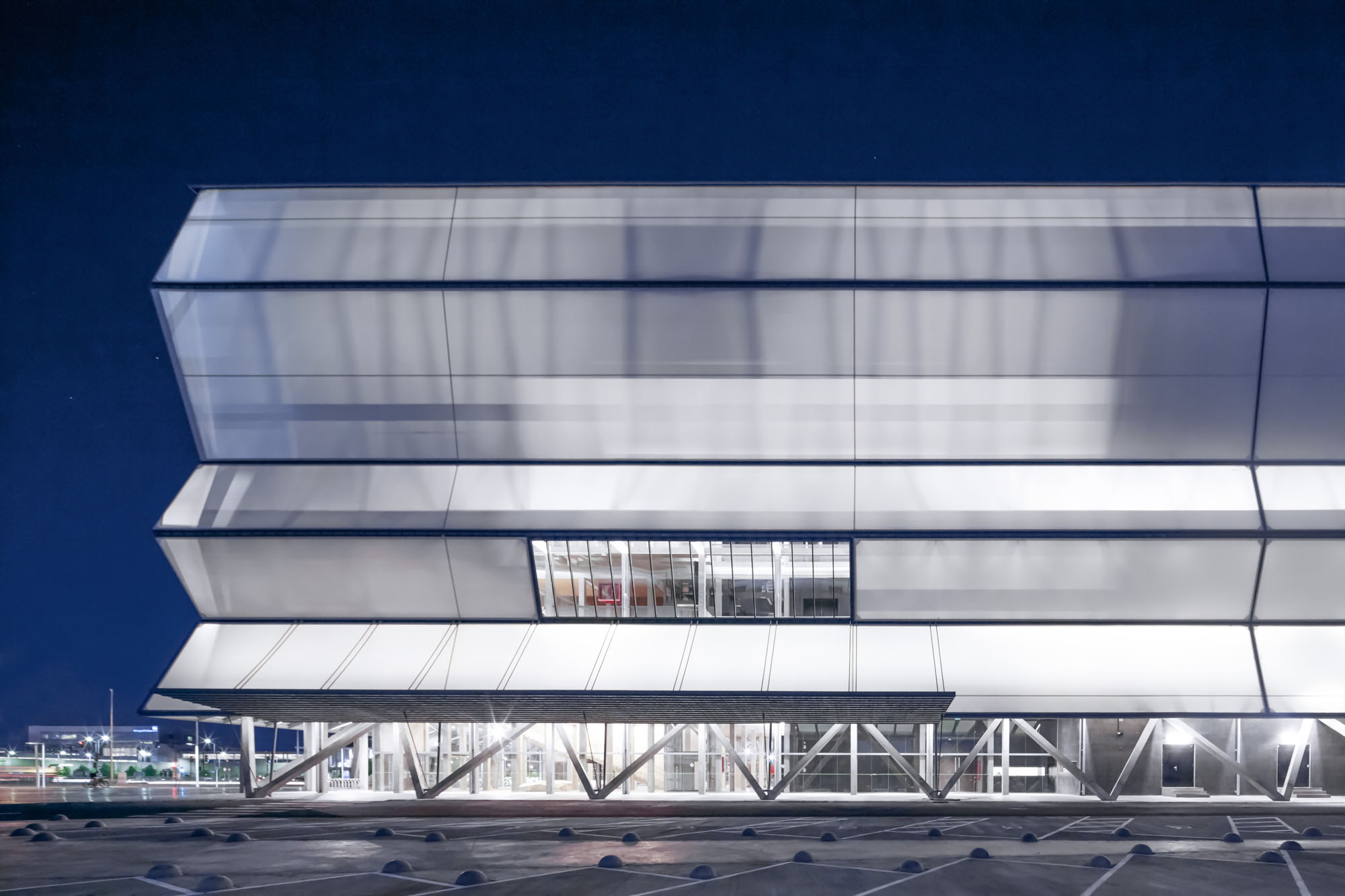 スミルハン・ラディック・クラークが2026年プリツカー建築賞を受賞