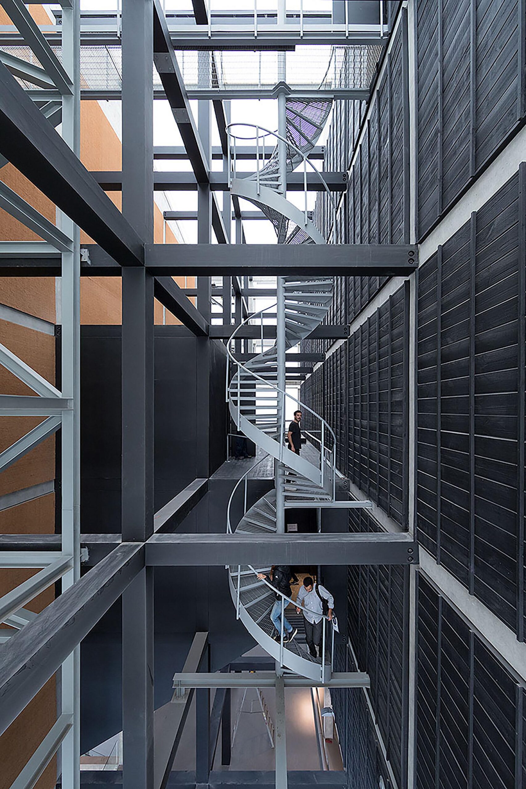 スミルハン・ラディック・クラークが2026年プリツカー建築賞を受賞