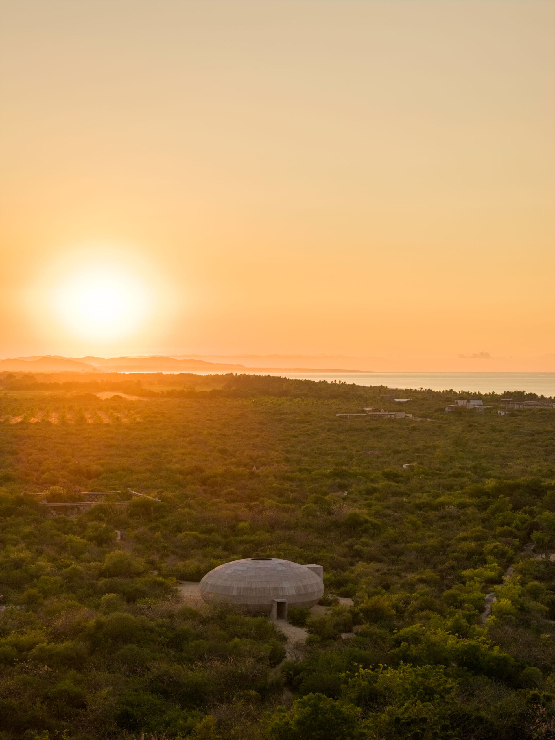 〈マッシュルーム・パビリオン(Mushroom Pavilion)〉OMA/重松昌平