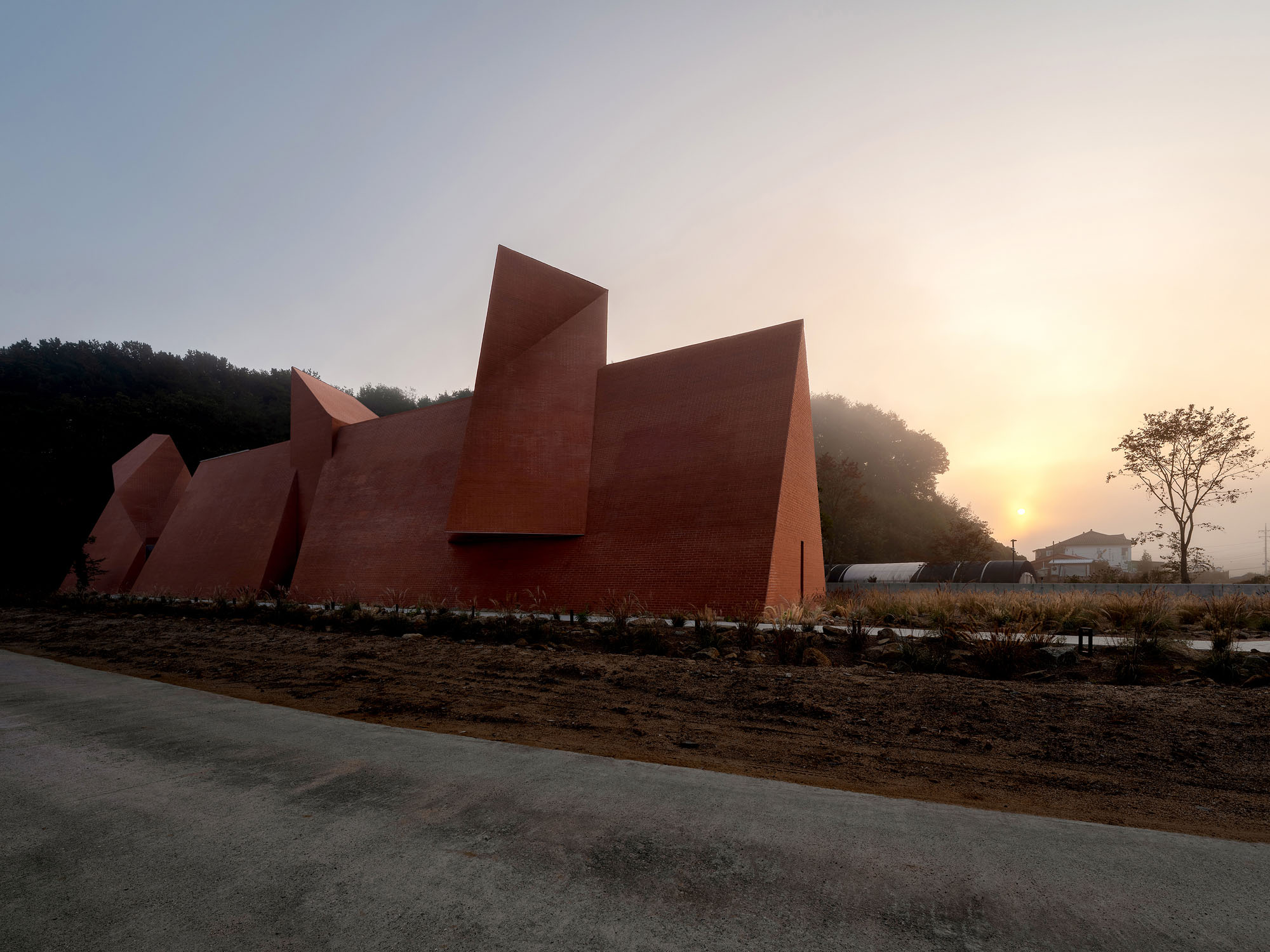 〈Monologue _ 時を歩む者の独⽩(Monologue _ The Monologue of a Timewalker)〉SOSOKKI ANAC