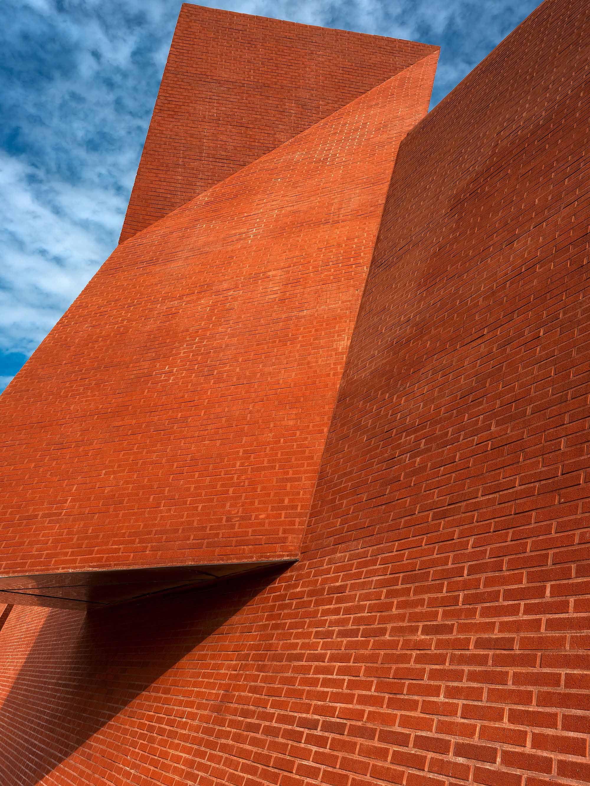 〈Monologue _ 時を歩む者の独⽩(Monologue _ The Monologue of a Timewalker)〉SOSOKKI ANAC