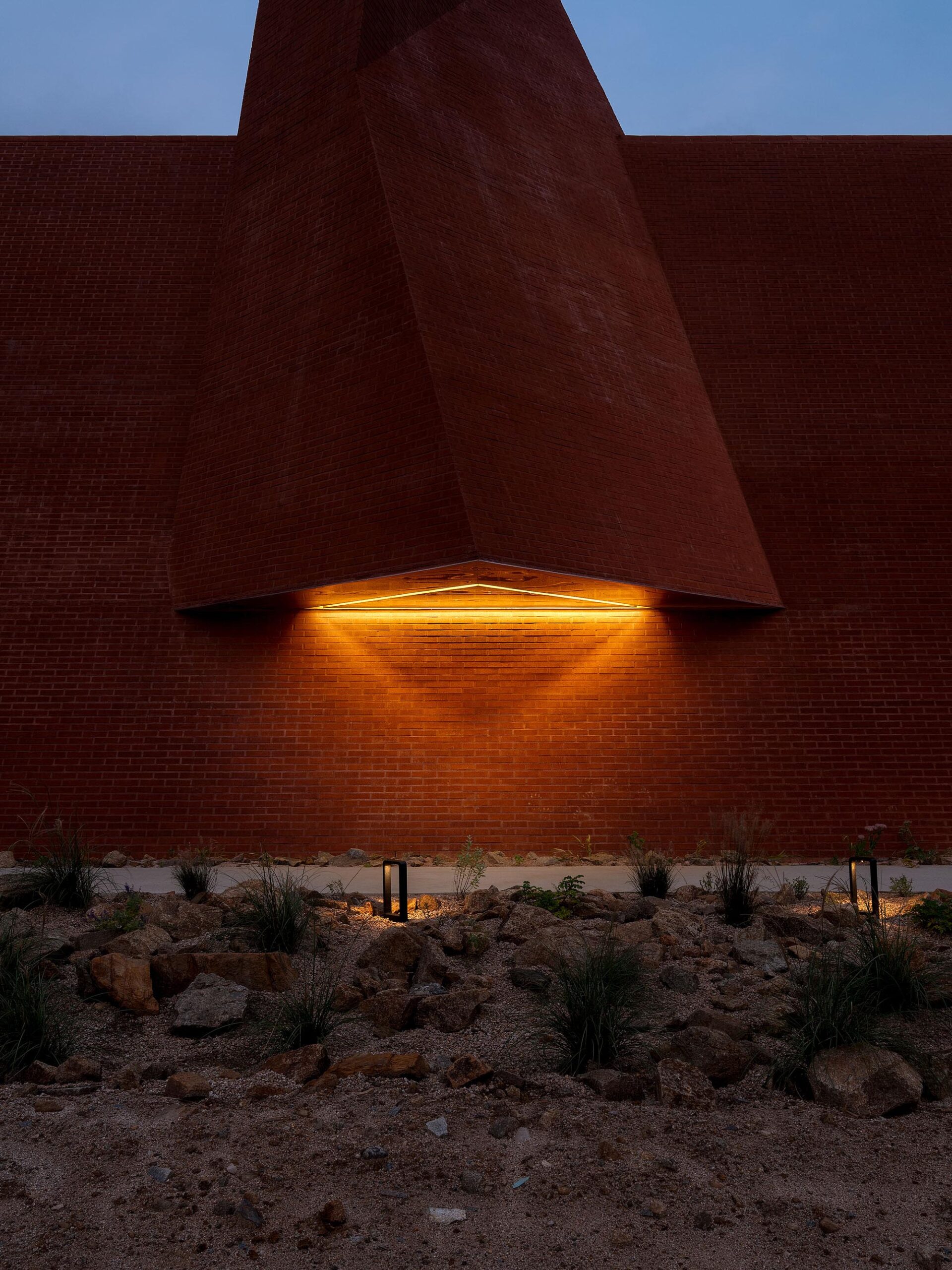 〈Monologue _ 時を歩む者の独⽩(Monologue _ The Monologue of a Timewalker)〉SOSOKKI ANAC