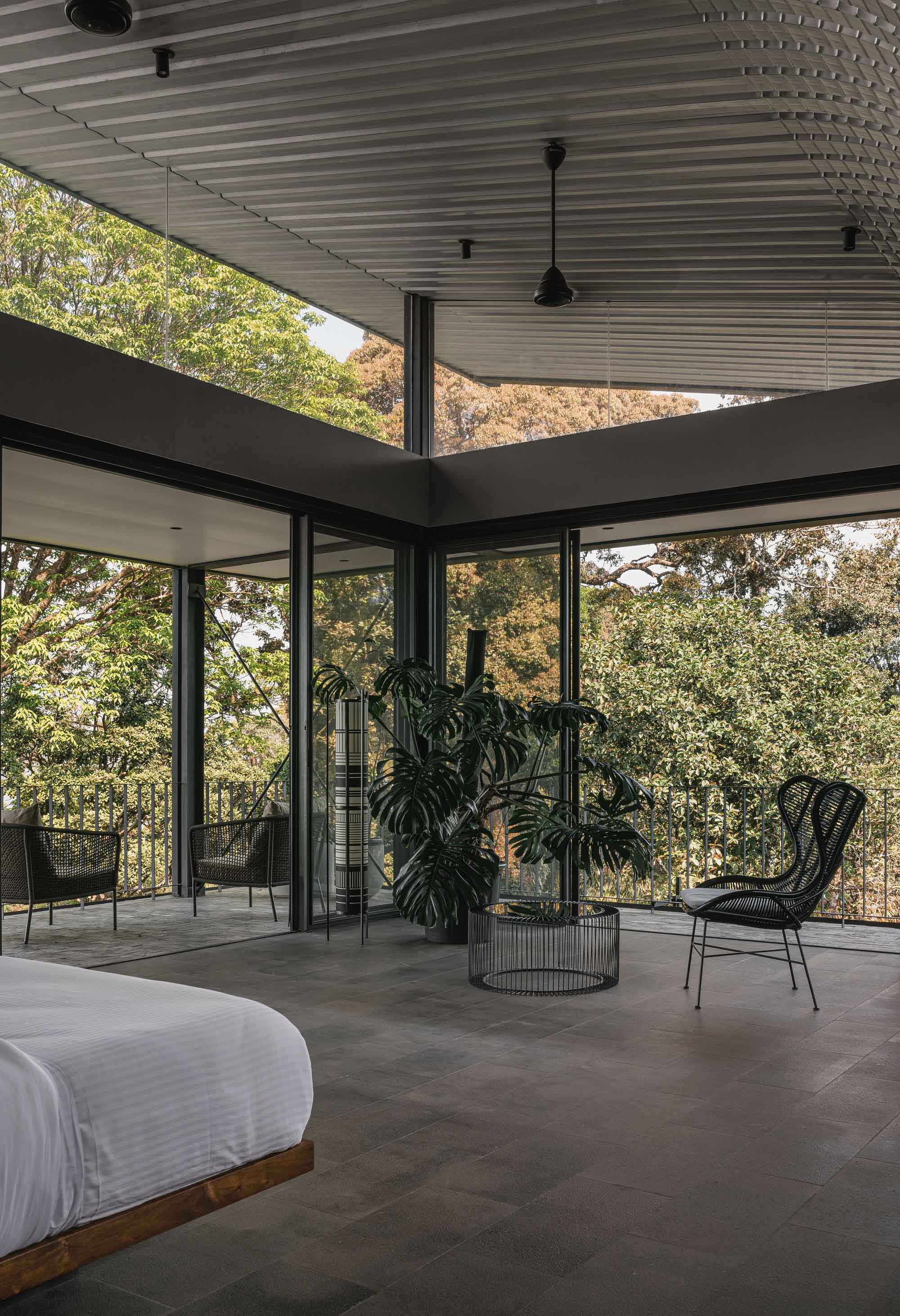 〈Altitude〉Stapati