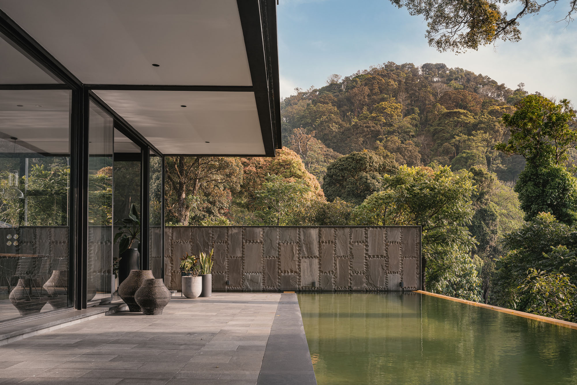 〈Altitude〉Stapati