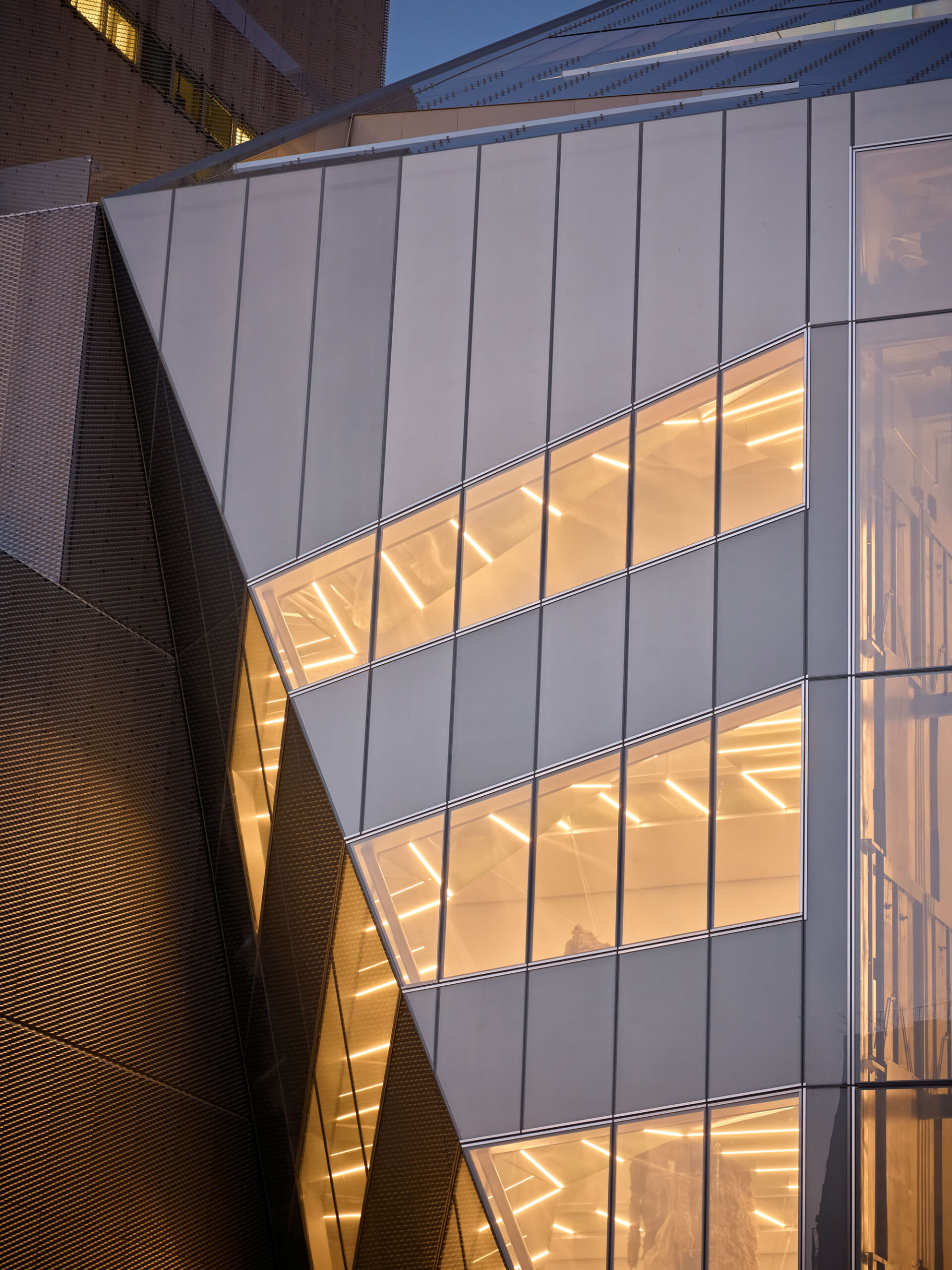 〈ニュー・ミュージアム（New Museum）〉OMA（重松象平、レム・コールハース）