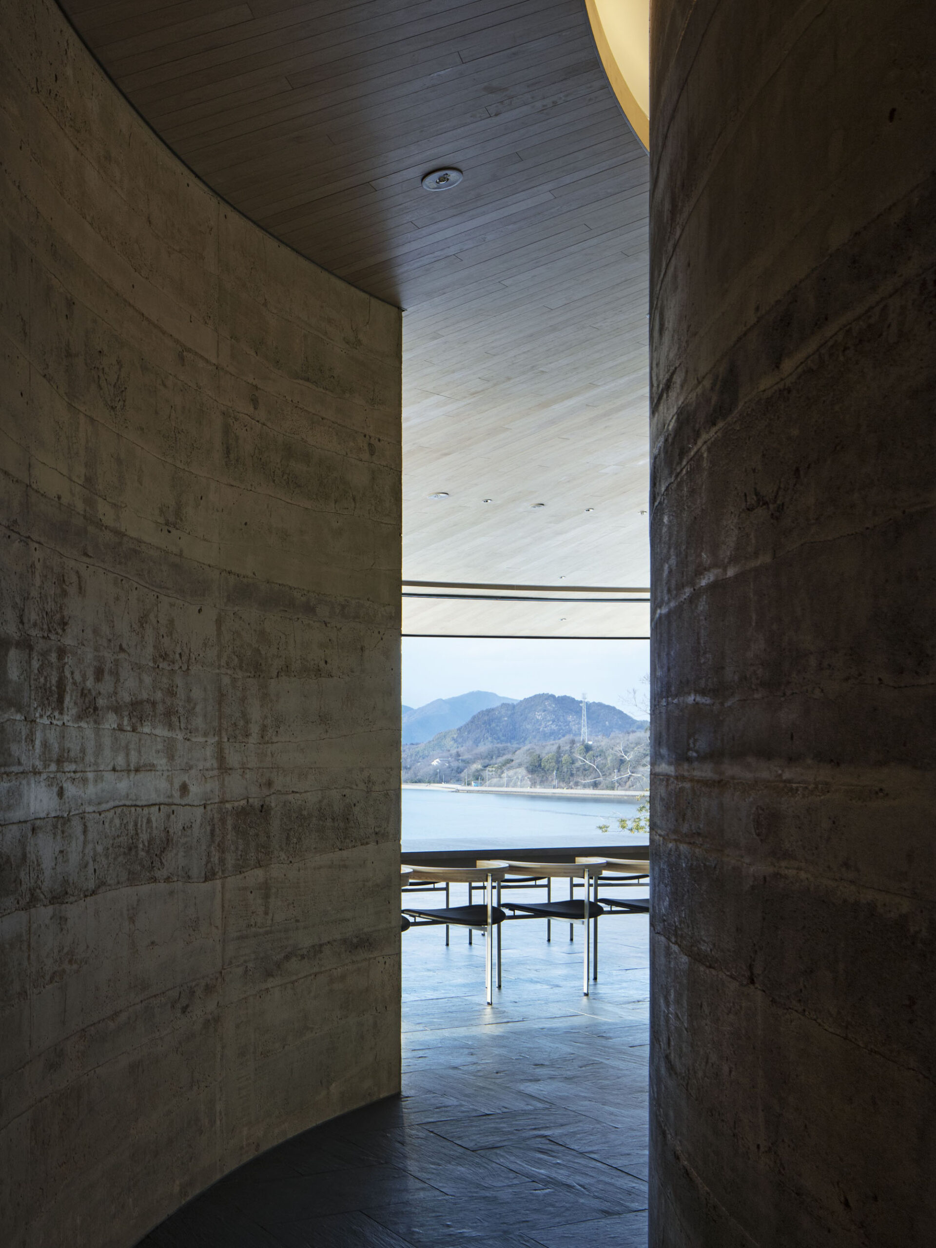 〈NOT A HOTEL SETOUCHI〉BIG(Bjarke Ingels Group)
