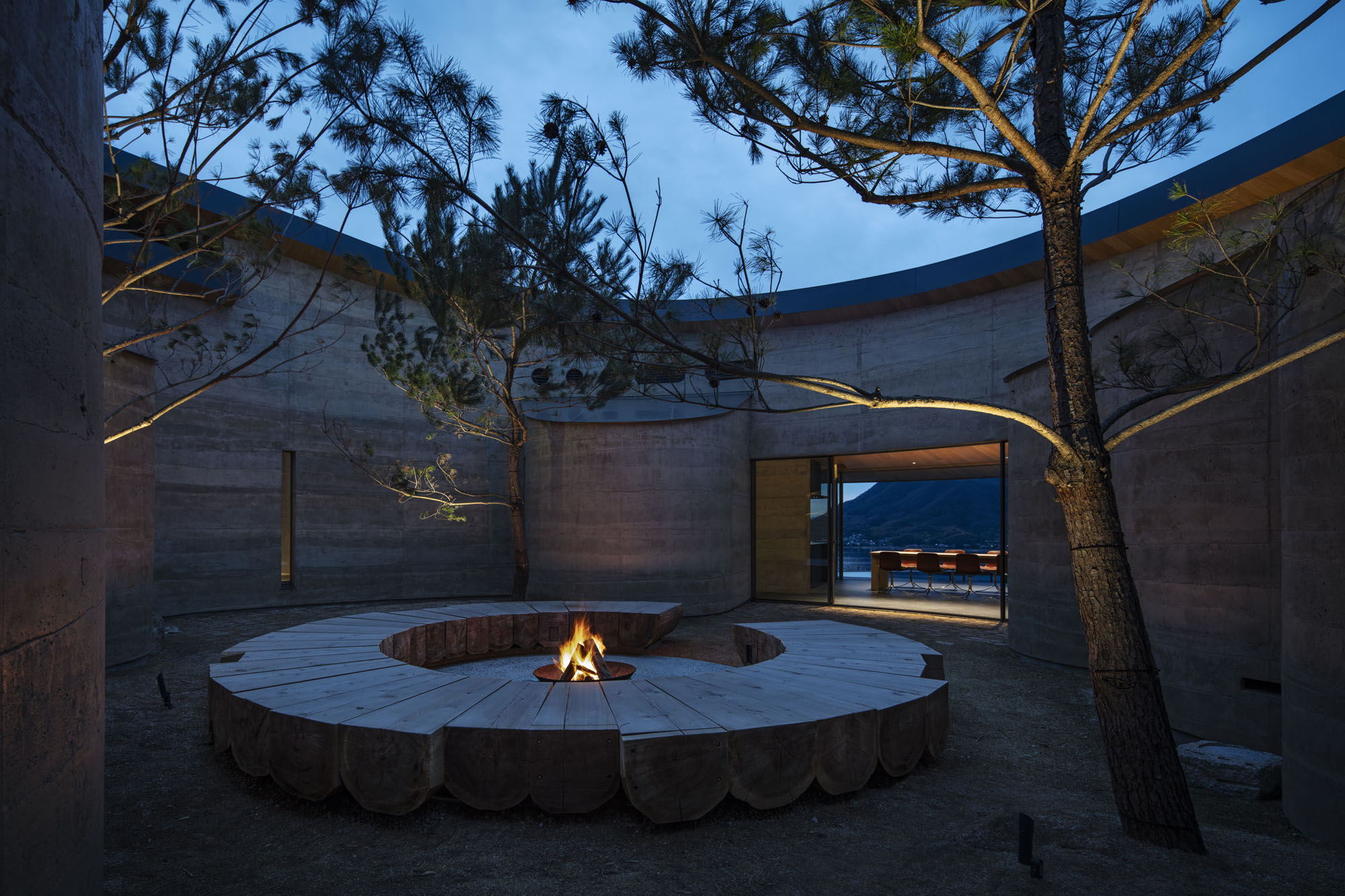 〈NOT A HOTEL SETOUCHI〉BIG(Bjarke Ingels Group)