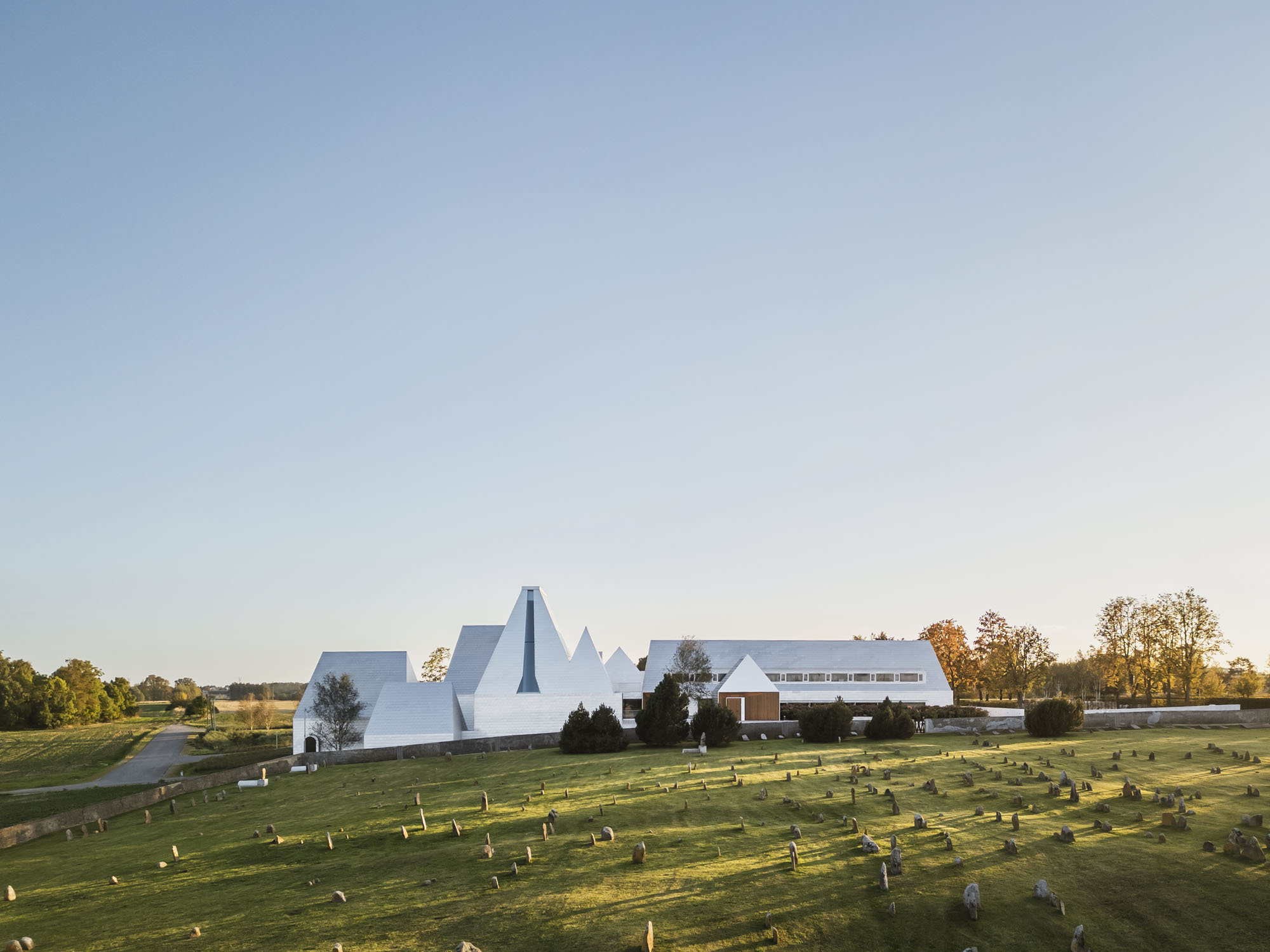 〈ロスト・シュテットル・ユダヤ博物館(The Lost Shtetl Jewish Museum)〉ラフデルマ&マフラマキ・アーキテクツ(Lahdelma & Mahlamäki architects)