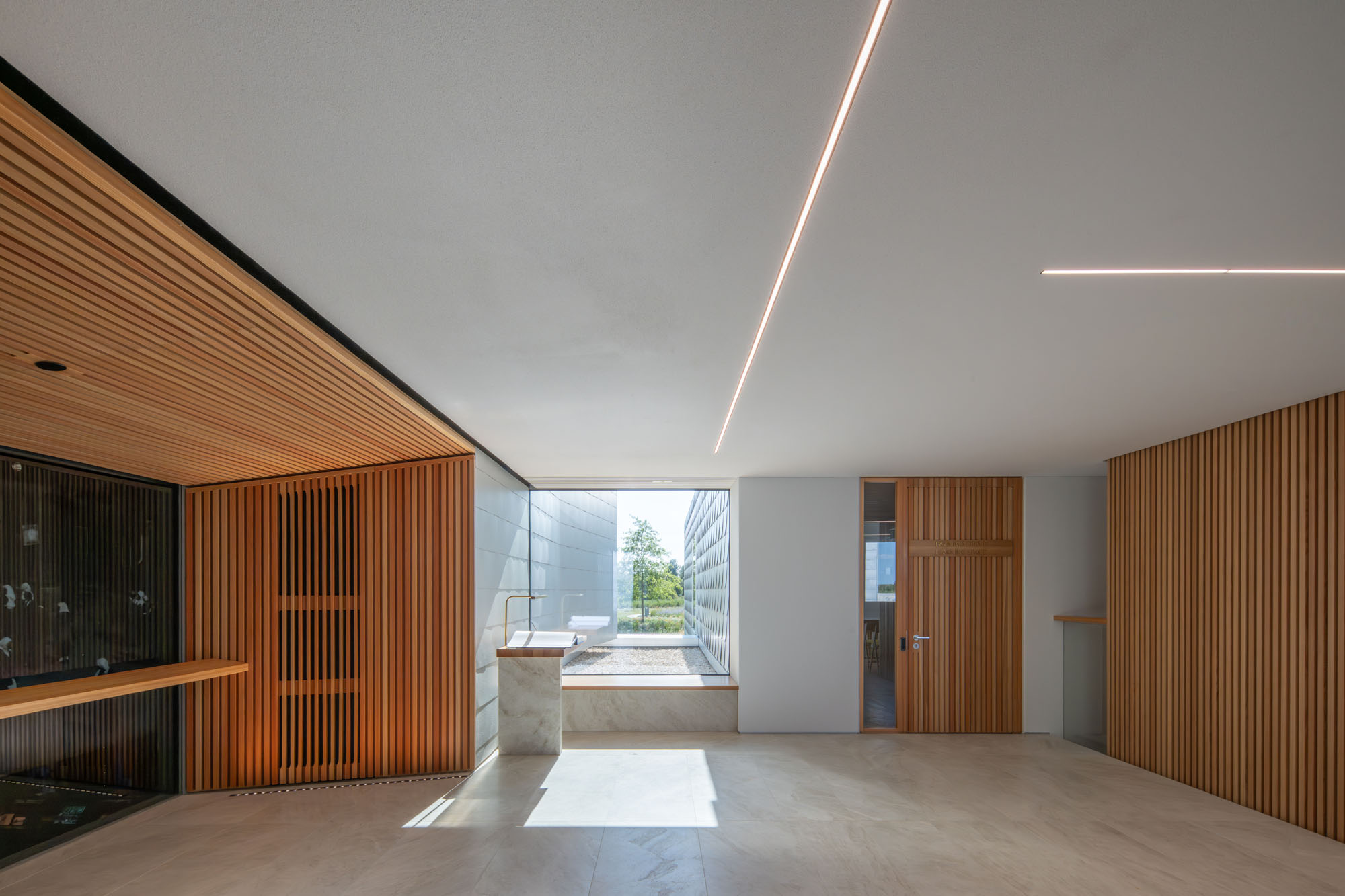 〈ロスト・シュテットル・ユダヤ博物館(The Lost Shtetl Jewish Museum)〉ラフデルマ&マフラマキ・アーキテクツ(Lahdelma & Mahlamäki architects)