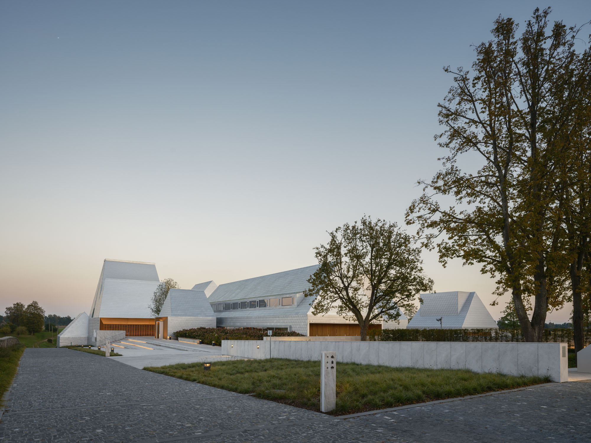 〈ロスト・シュテットル・ユダヤ博物館(The Lost Shtetl Jewish Museum)〉ラフデルマ&マフラマキ・アーキテクツ(Lahdelma & Mahlamäki architects)