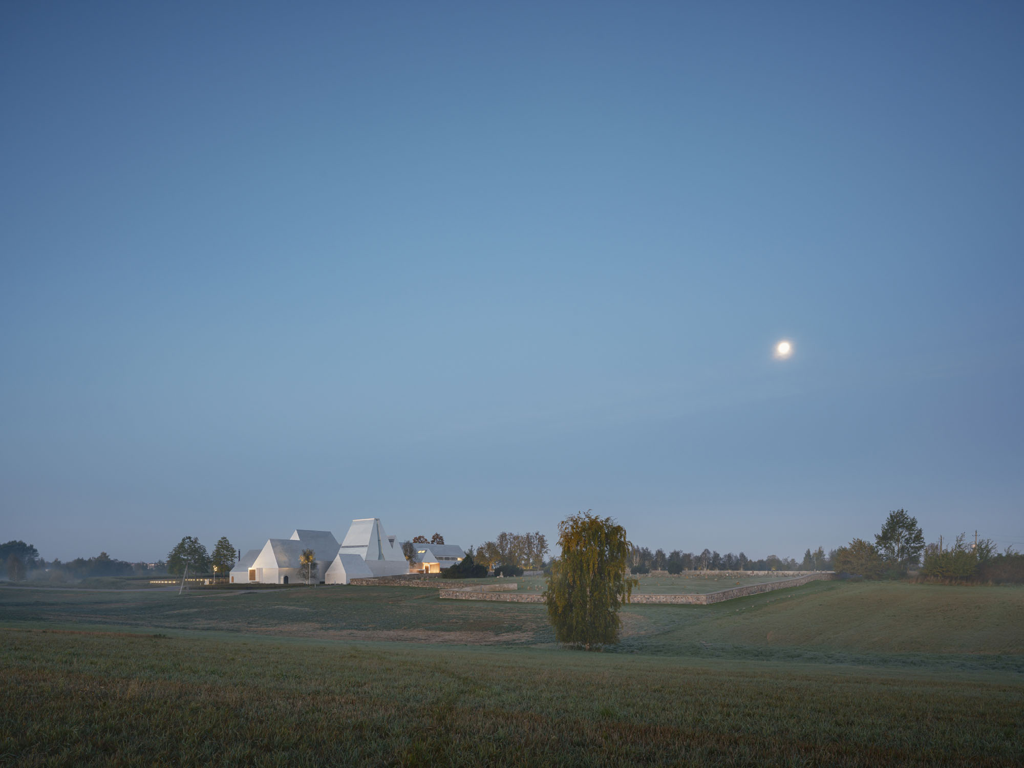 〈ロスト・シュテットル・ユダヤ博物館(The Lost Shtetl Jewish Museum)〉ラフデルマ&マフラマキ・アーキテクツ(Lahdelma & Mahlamäki architects)