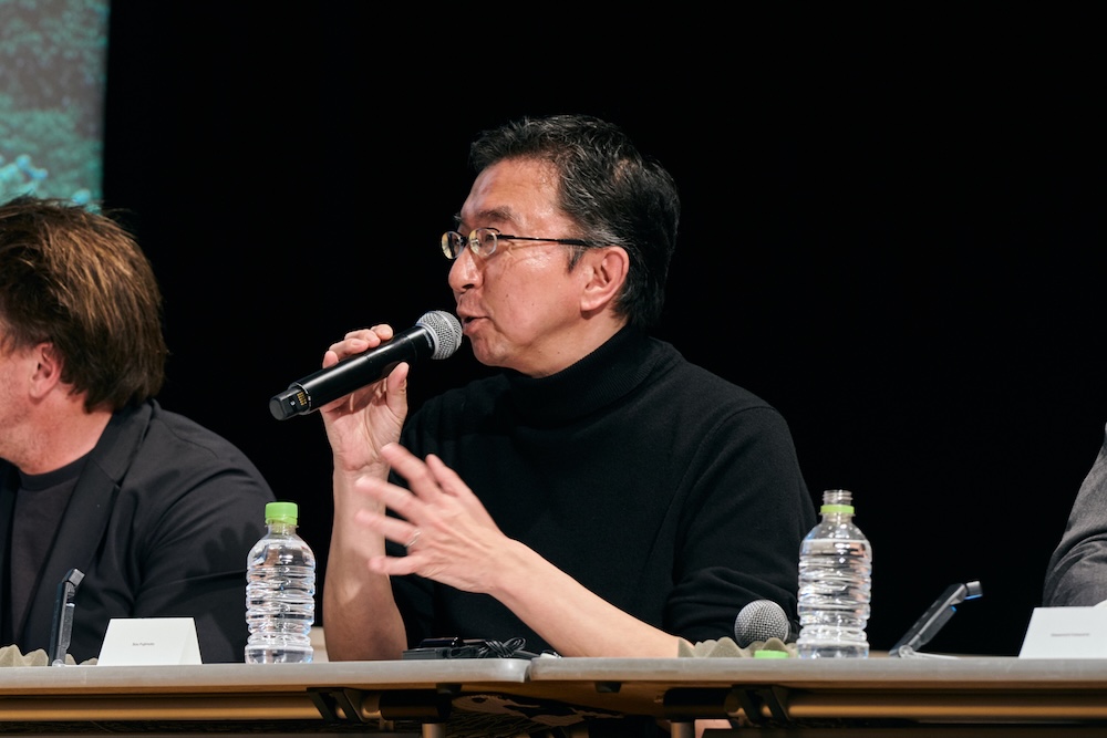 公開ディスカッションの様子、藤本氏