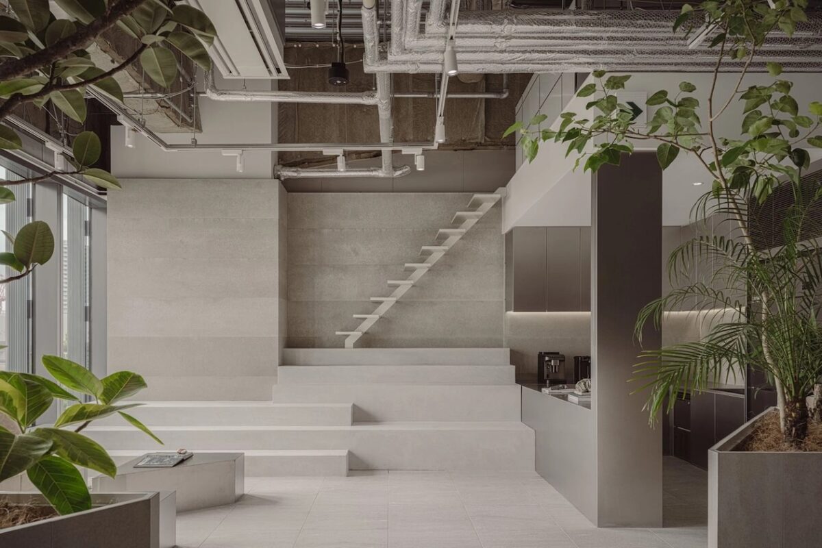 shirotokuro〈DAIKI〉 撮影 : 見学友宙