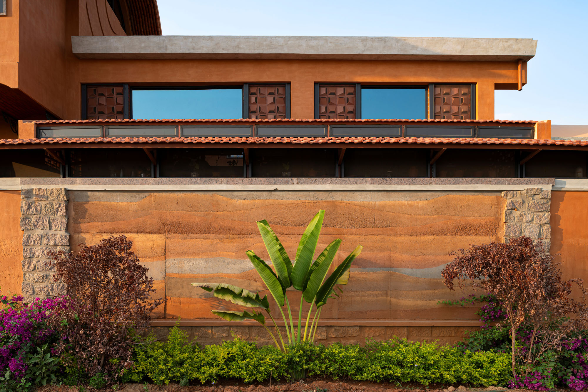 〈オーヴァ・イラム(Aurva Illam)〉Iki Builds