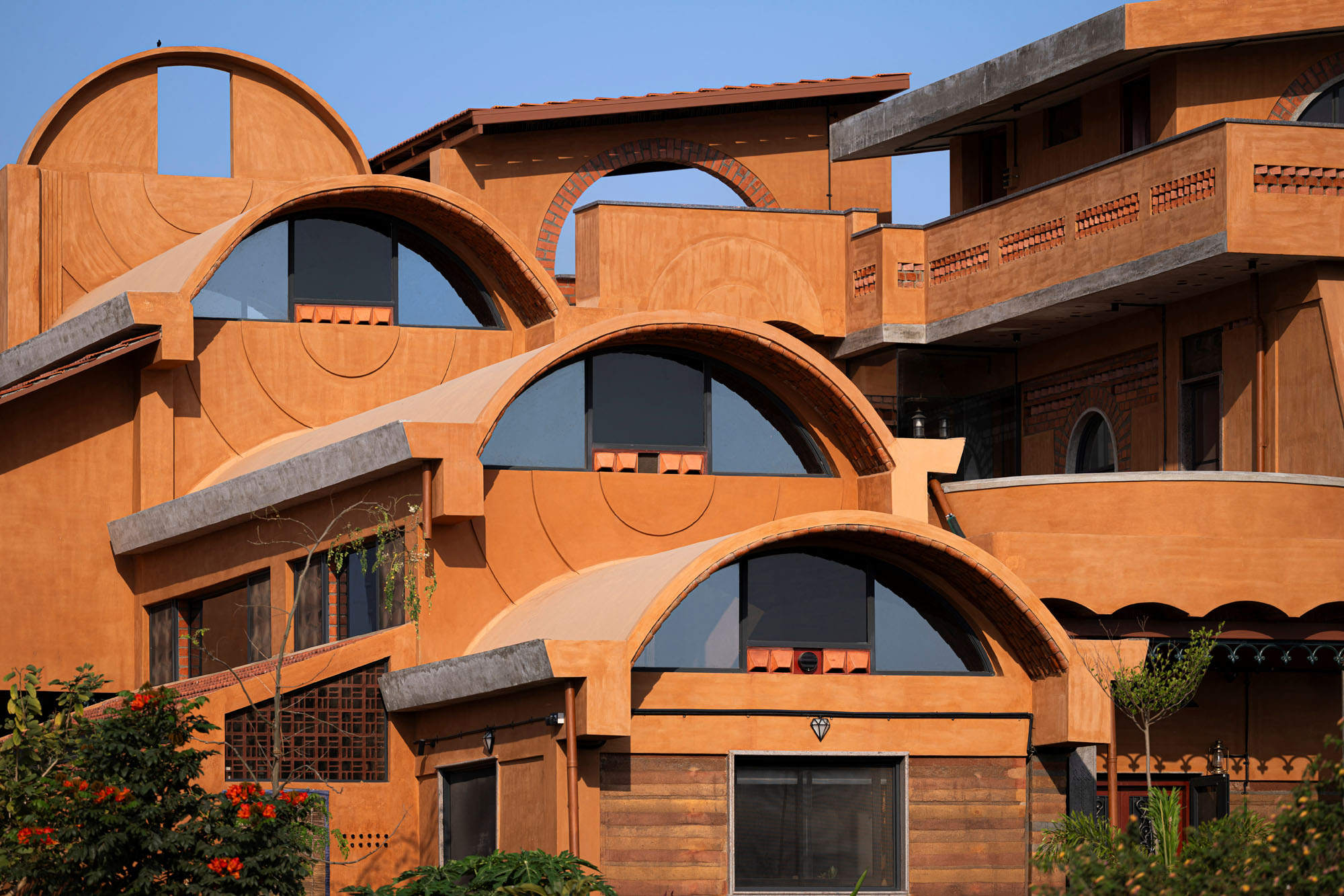 〈オーヴァ・イラム(Aurva Illam)〉Iki Builds