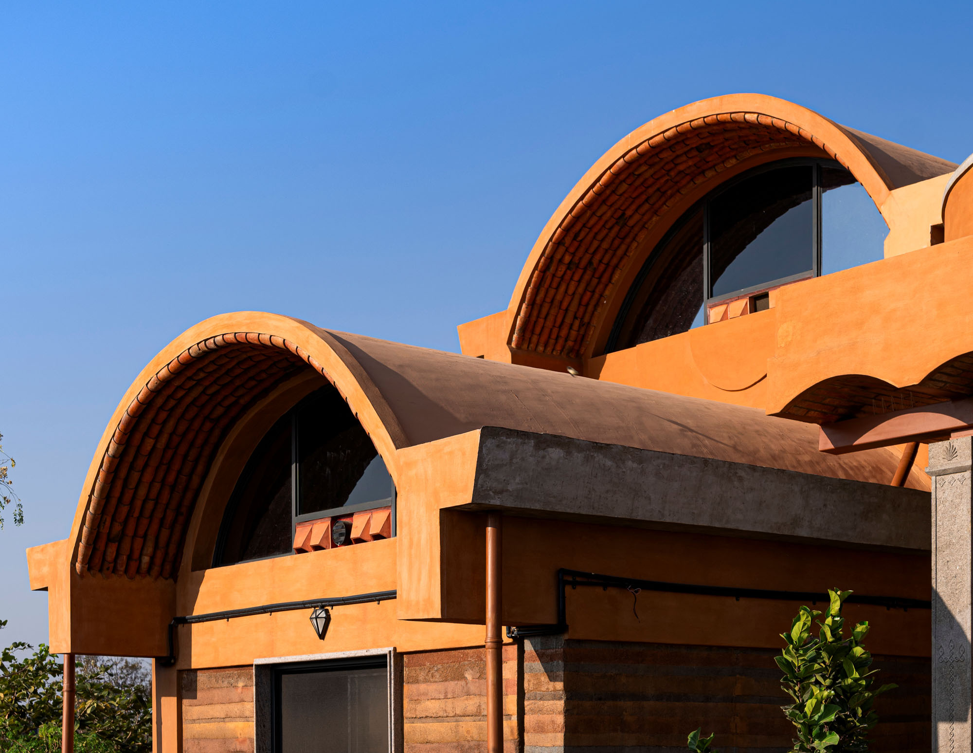 〈オーヴァ・イラム(Aurva Illam)〉Iki Builds