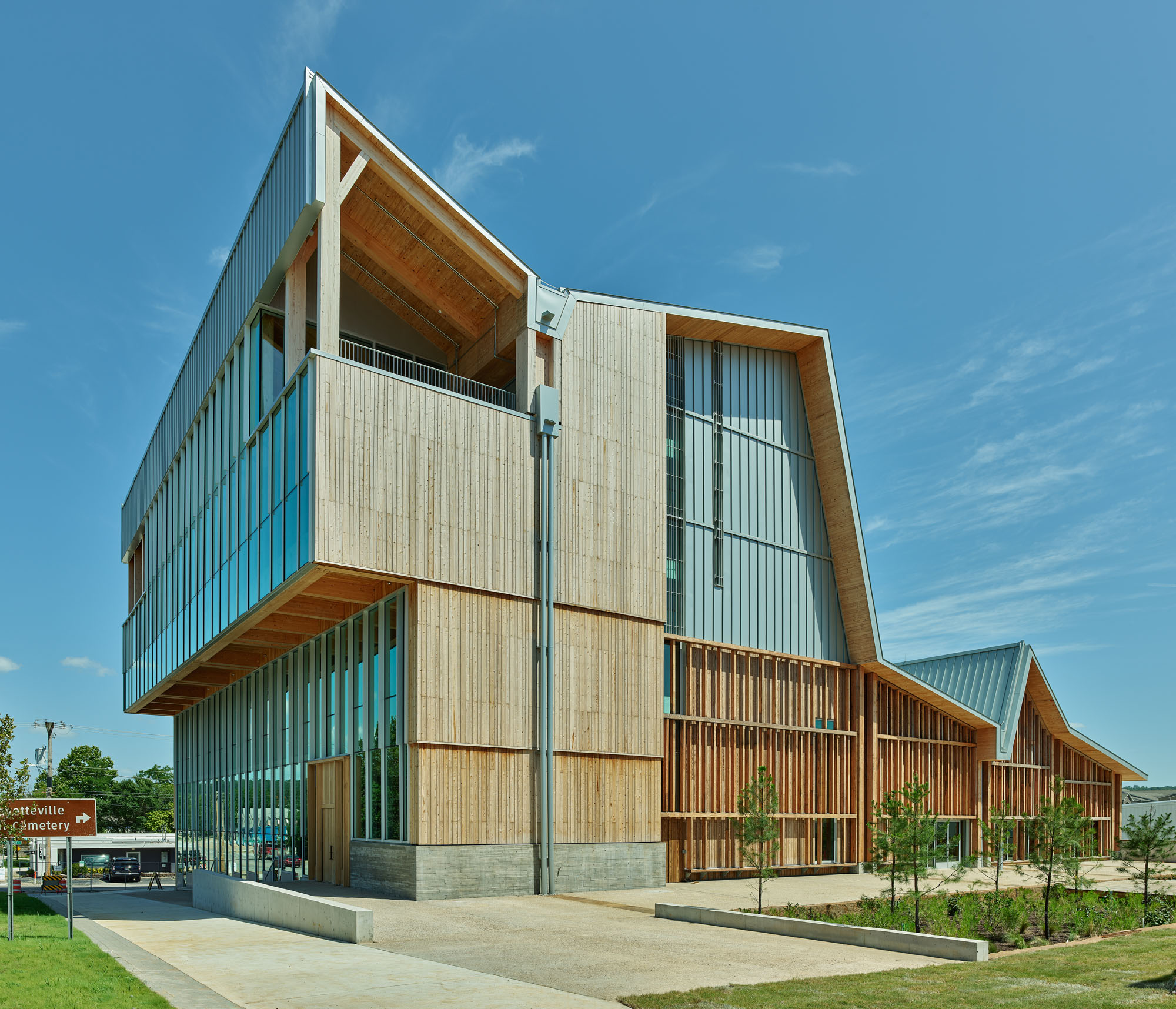 〈アンソニー・ティンバーランズ・センター(Anthony Timberlands Center)〉グラフトン・アーキテクツ(Grafton Architects)