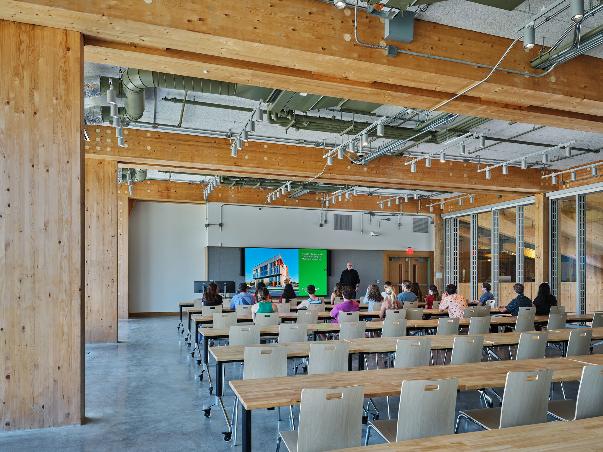 〈アンソニー・ティンバーランズ・センター(Anthony Timberlands Center)〉グラフトン・アーキテクツ(Grafton Architects)