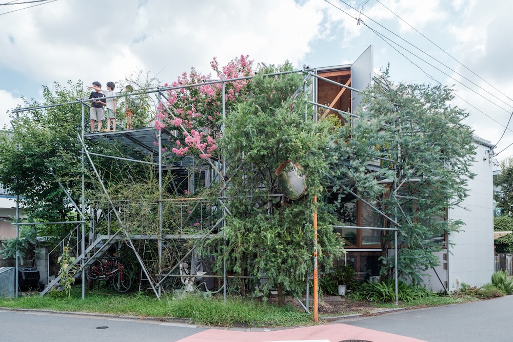 TOTOギャラリー・間「山田紗子展　parallel tunes」ポスター