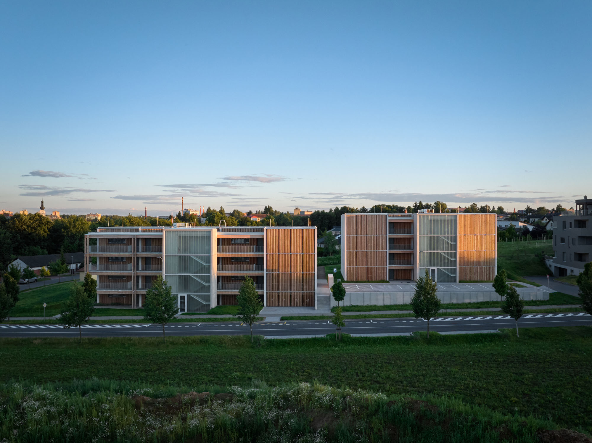 〈ズダル・ウッドハウジング(Zdar Wooden Housing)〉Kuba & Pilař architekti