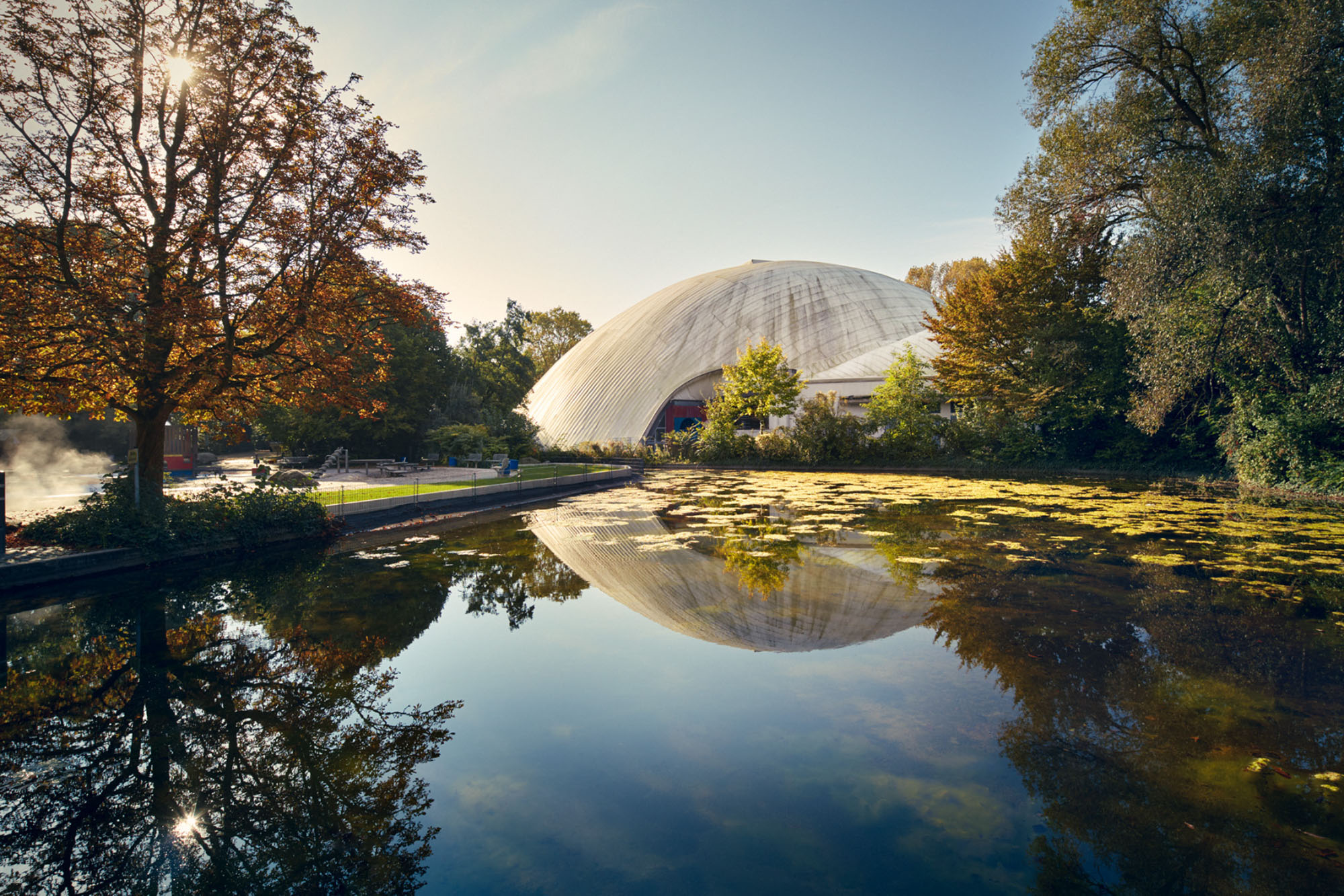 〈マンハイム多目的ホール〉Fast + Epp