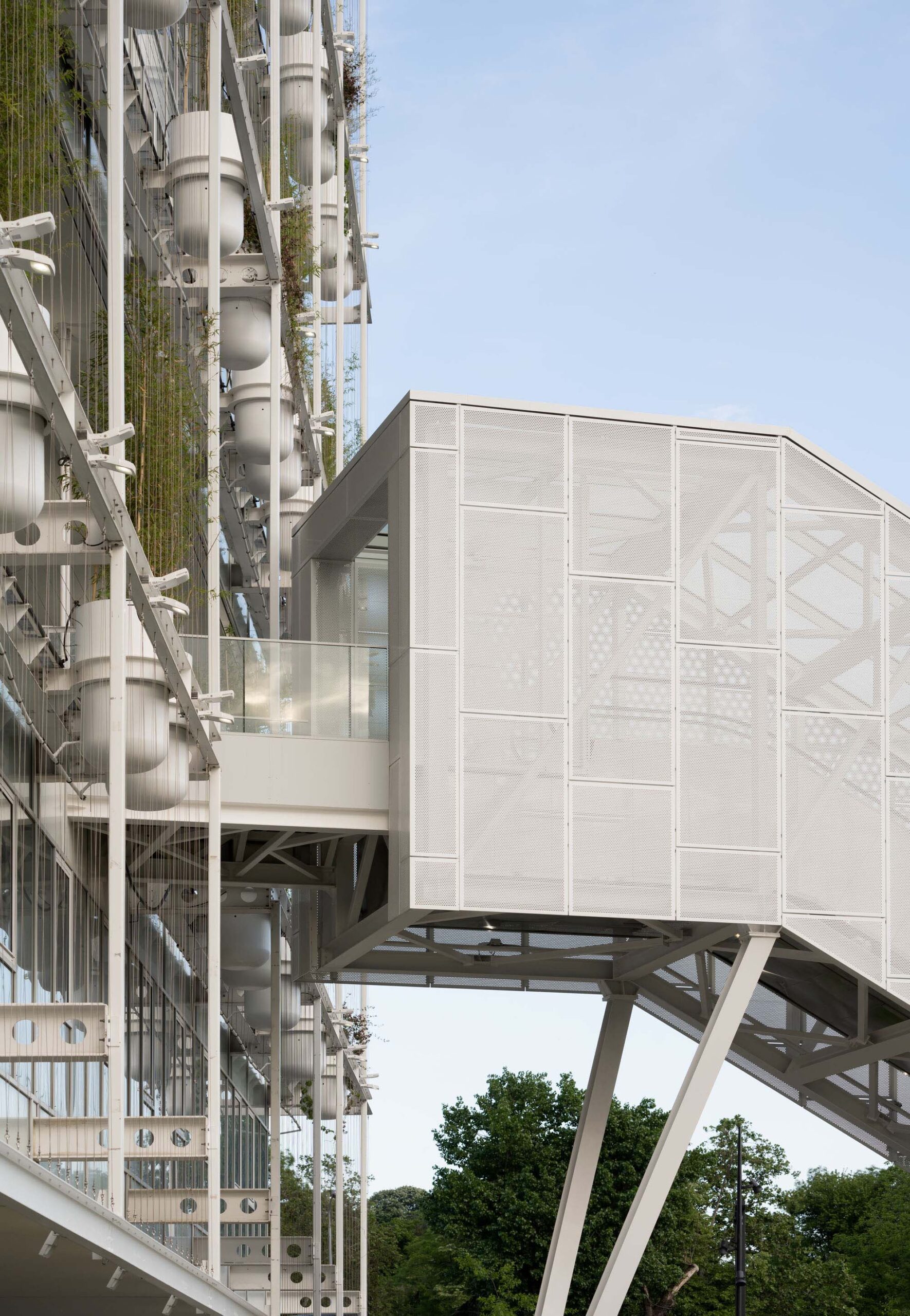 〈ロジオニカ（Ložionica）〉AKVSアーキテクチャ（AKVS architecture）