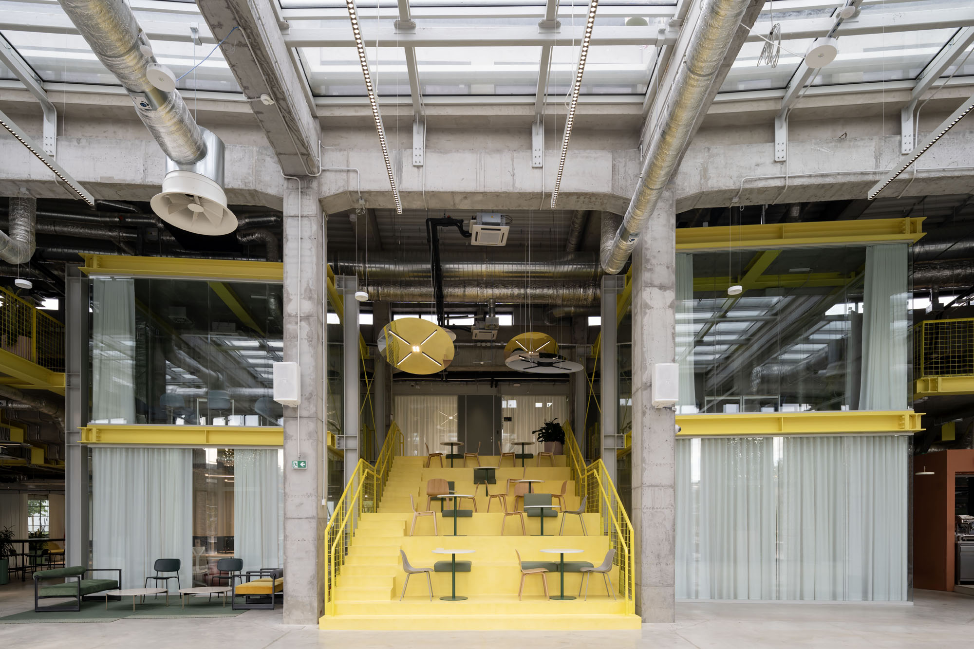 〈ロジオニカ（Ložionica）〉AKVSアーキテクチャ（AKVS architecture）