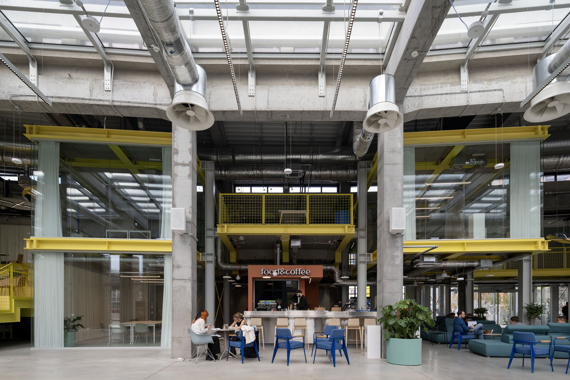 〈ロジオニカ（Ložionica）〉AKVSアーキテクチャ（AKVS architecture）