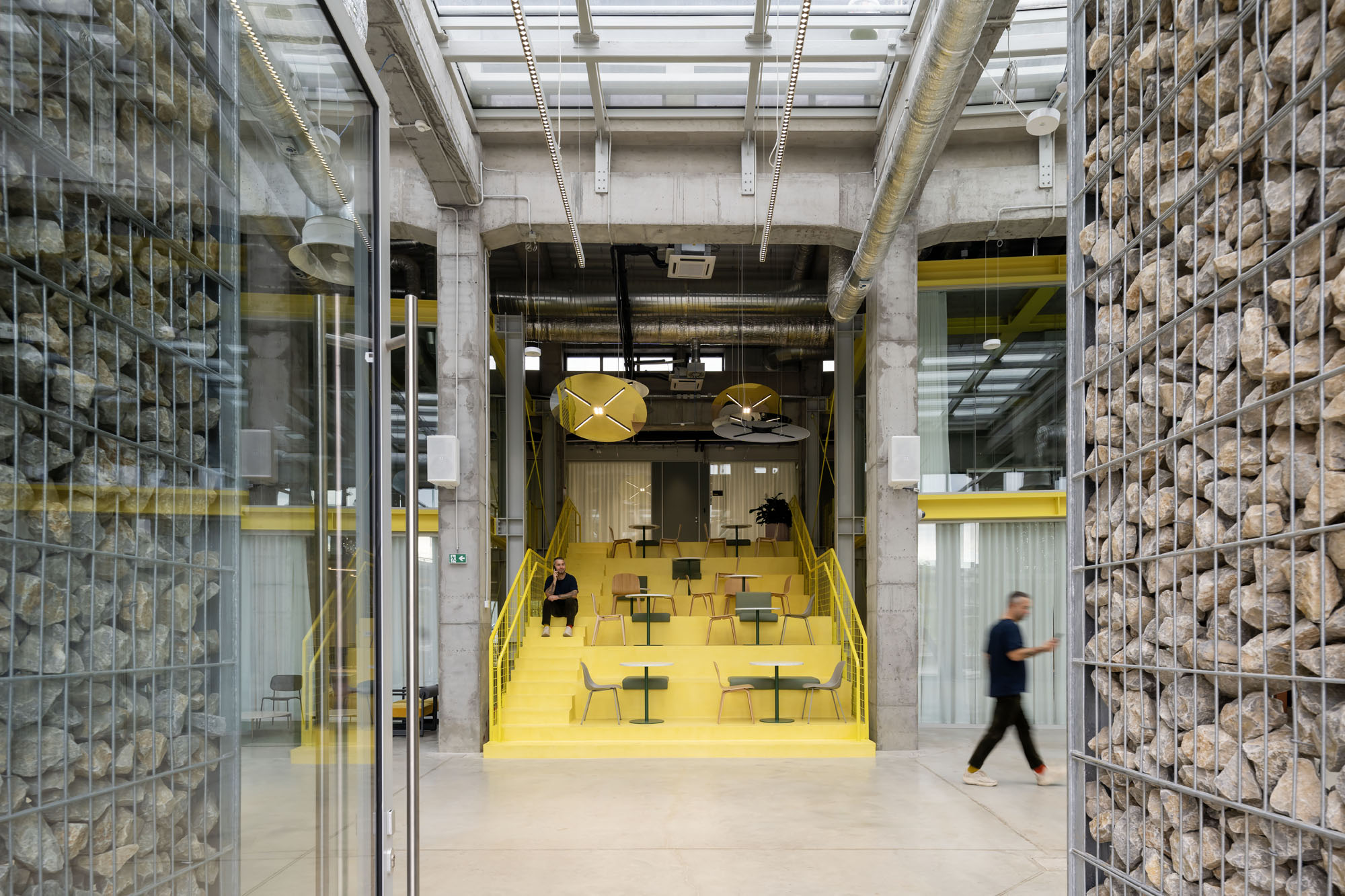 〈ロジオニカ（Ložionica）〉AKVSアーキテクチャ（AKVS architecture）