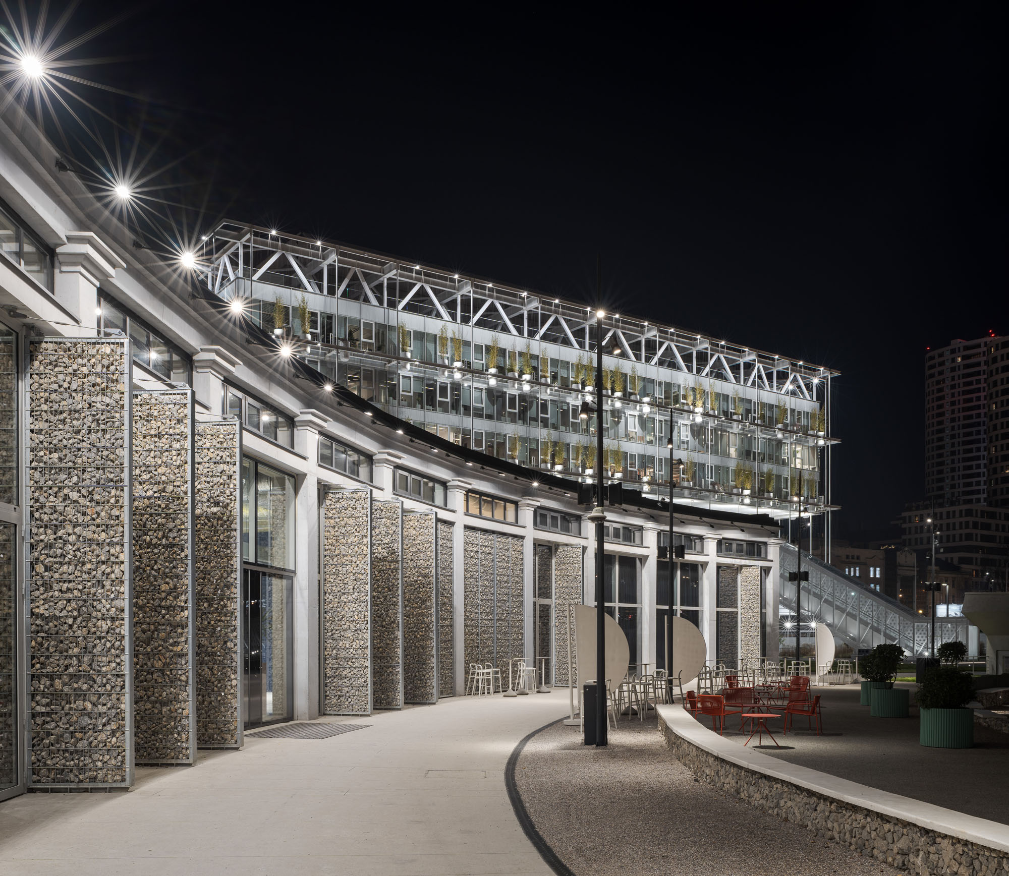 〈ロジオニカ（Ložionica）〉AKVSアーキテクチャ（AKVS architecture）