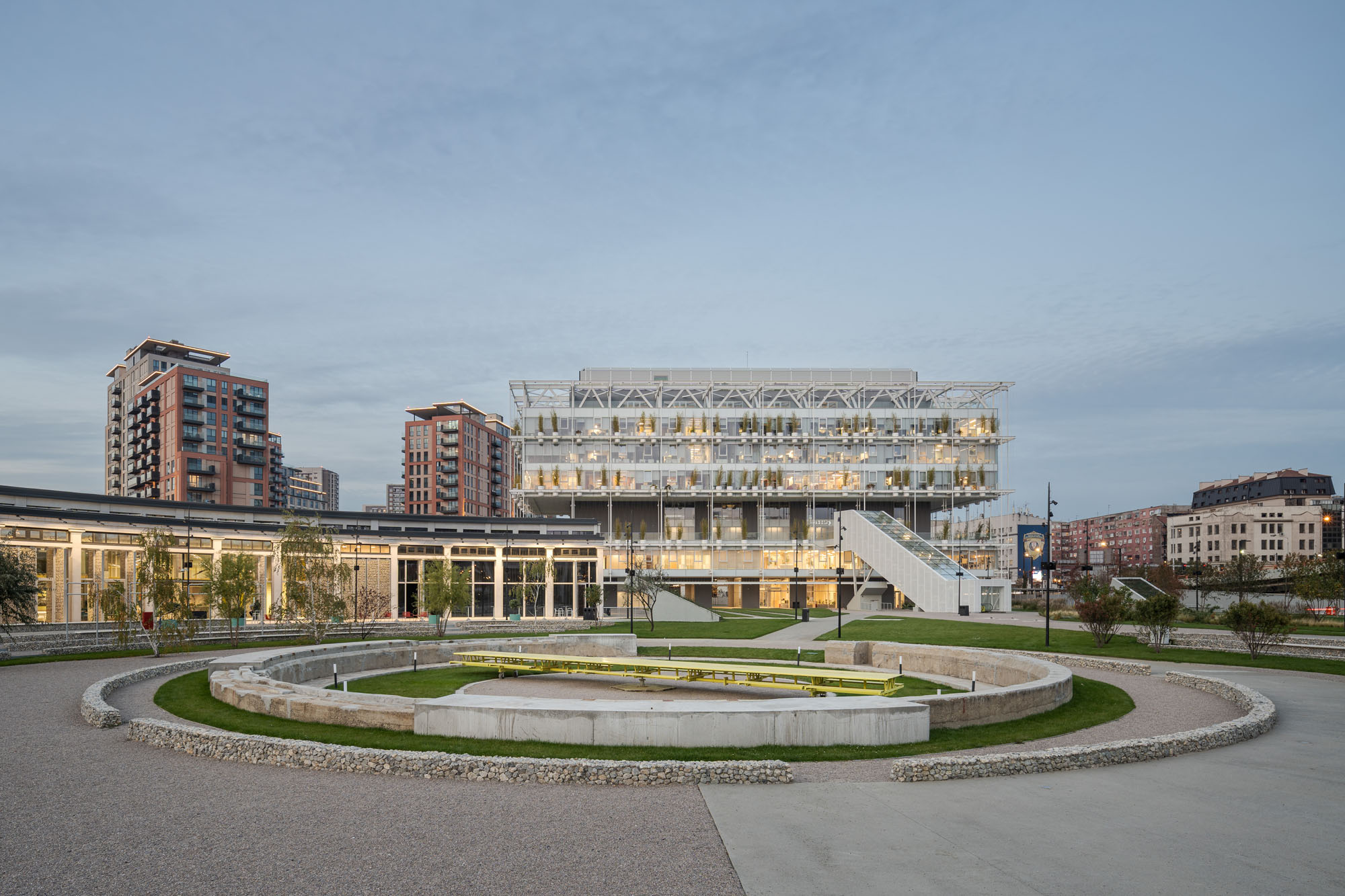 〈ロジオニカ（Ložionica）〉AKVSアーキテクチャ（AKVS architecture）