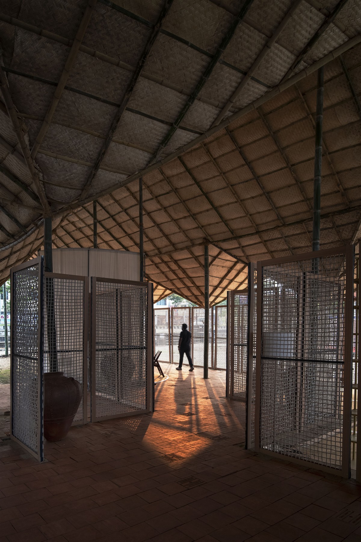 〈ドイツパビリオン（The German Pavilion）〉THE PURPLE INK STUDIO