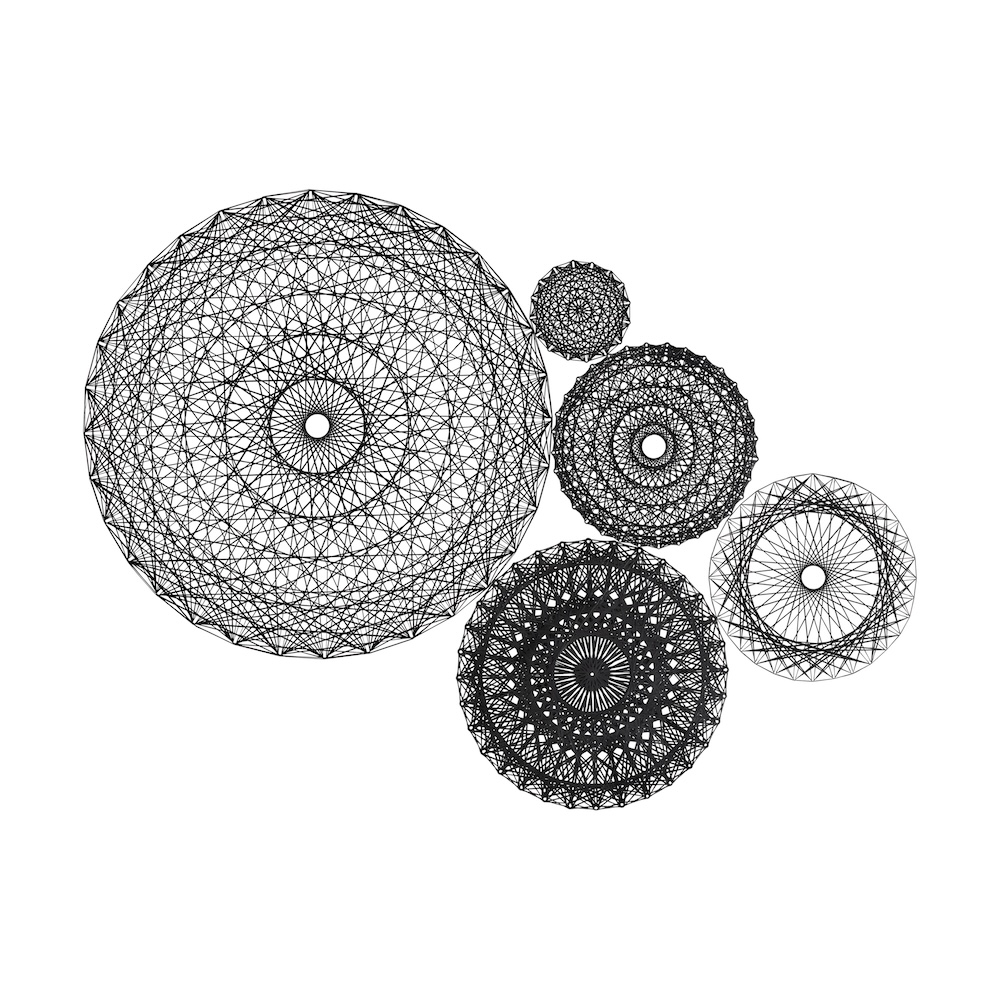 入浴を「文化的な所作」へと昇華させる　HIDEOがミラノの2会場で提示する、バスタブ造形の新たな境地