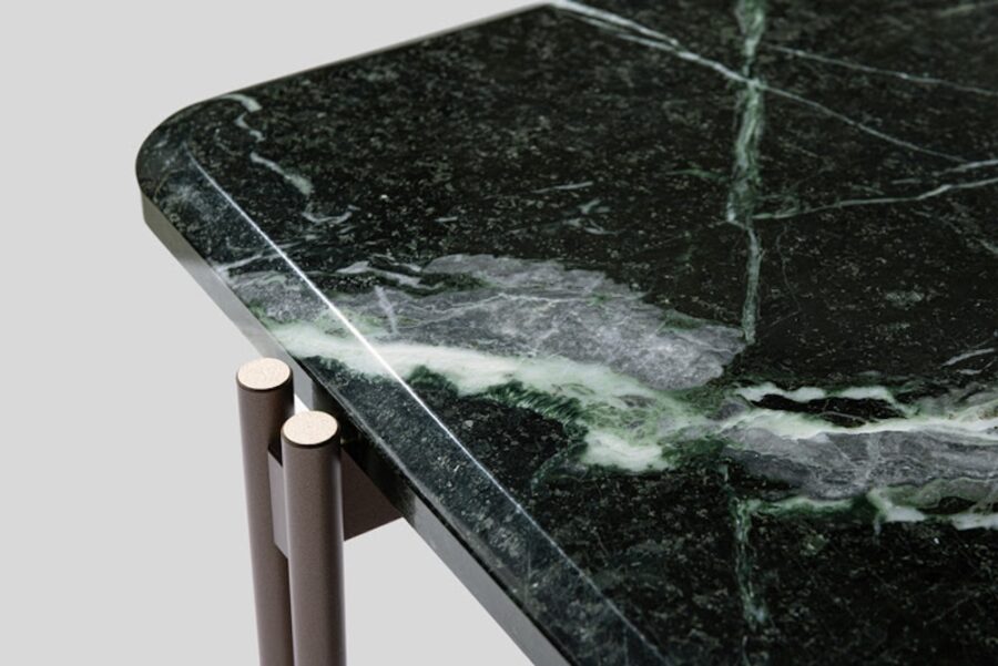 異素材が奏でる「ゆらぎの均衡」　職人の手仕事が宿る、静かな安定への誘い