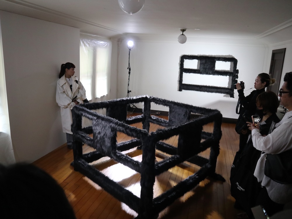 マルタン・マルジェラ展（九段ハウス）会場写真