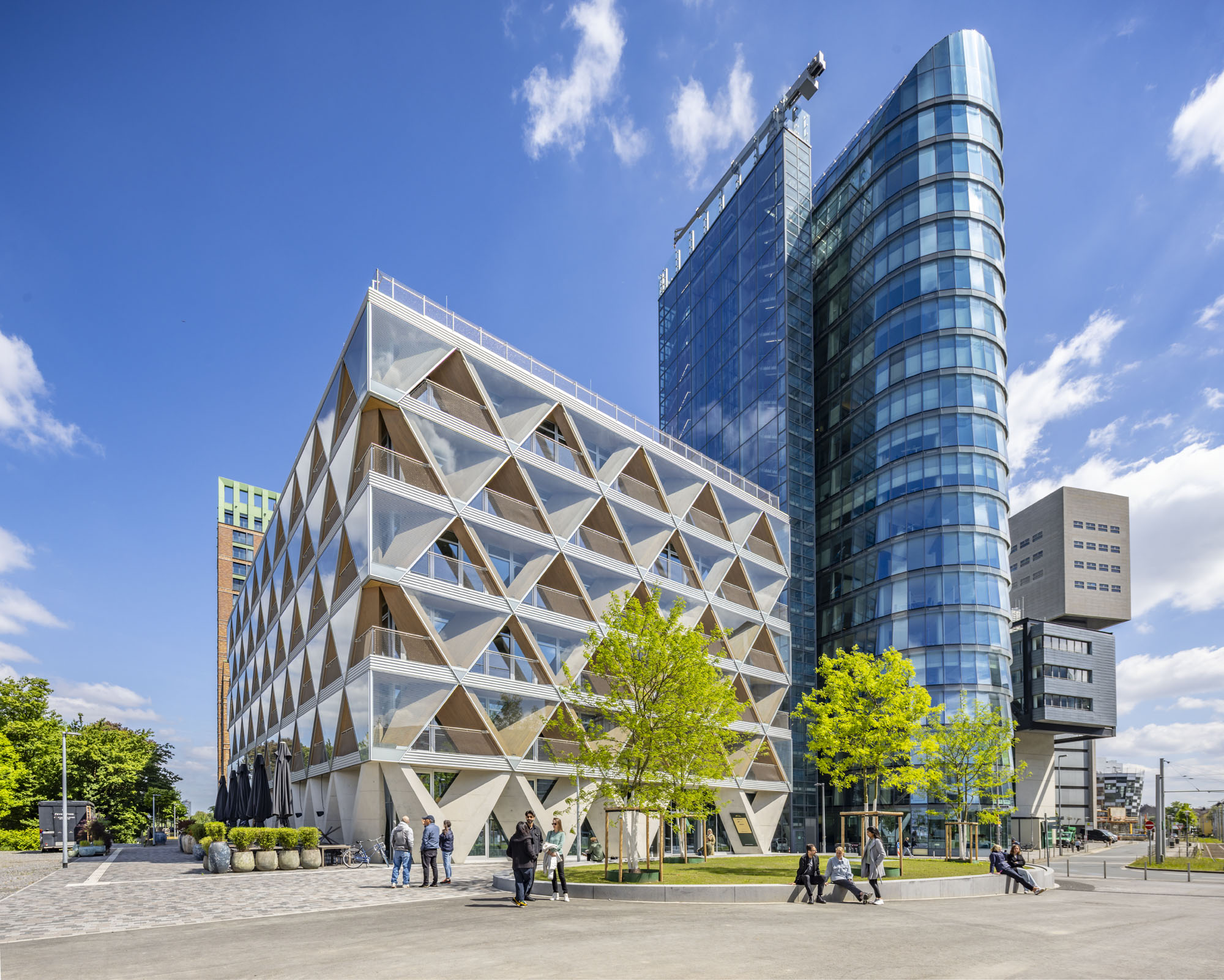 〈ザ・クレードル（The Cradle）〉HPP Architekten