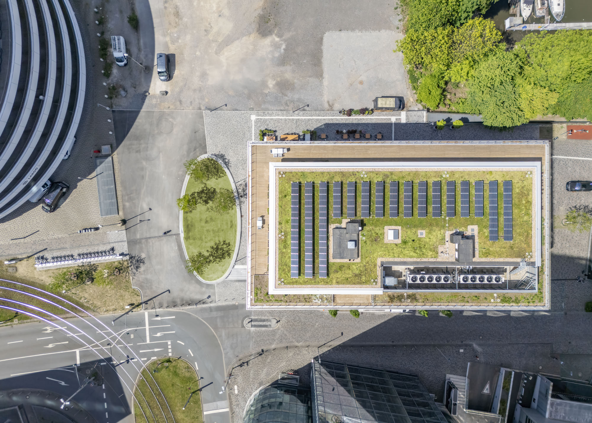 〈ザ・クレードル（The Cradle）〉HPP Architekten