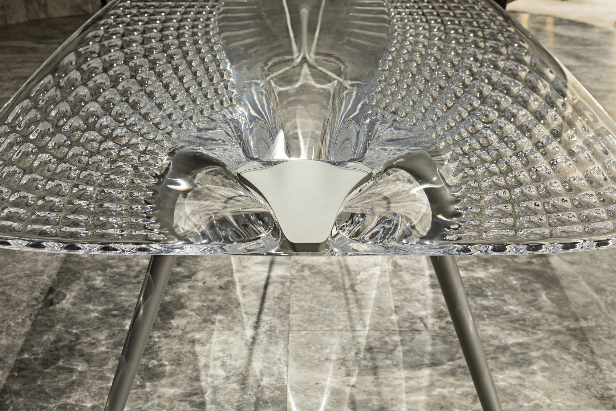 「Aerisコレクション」ザハ・ハディド・アーキテクツ（Zaha Hadid Architects）