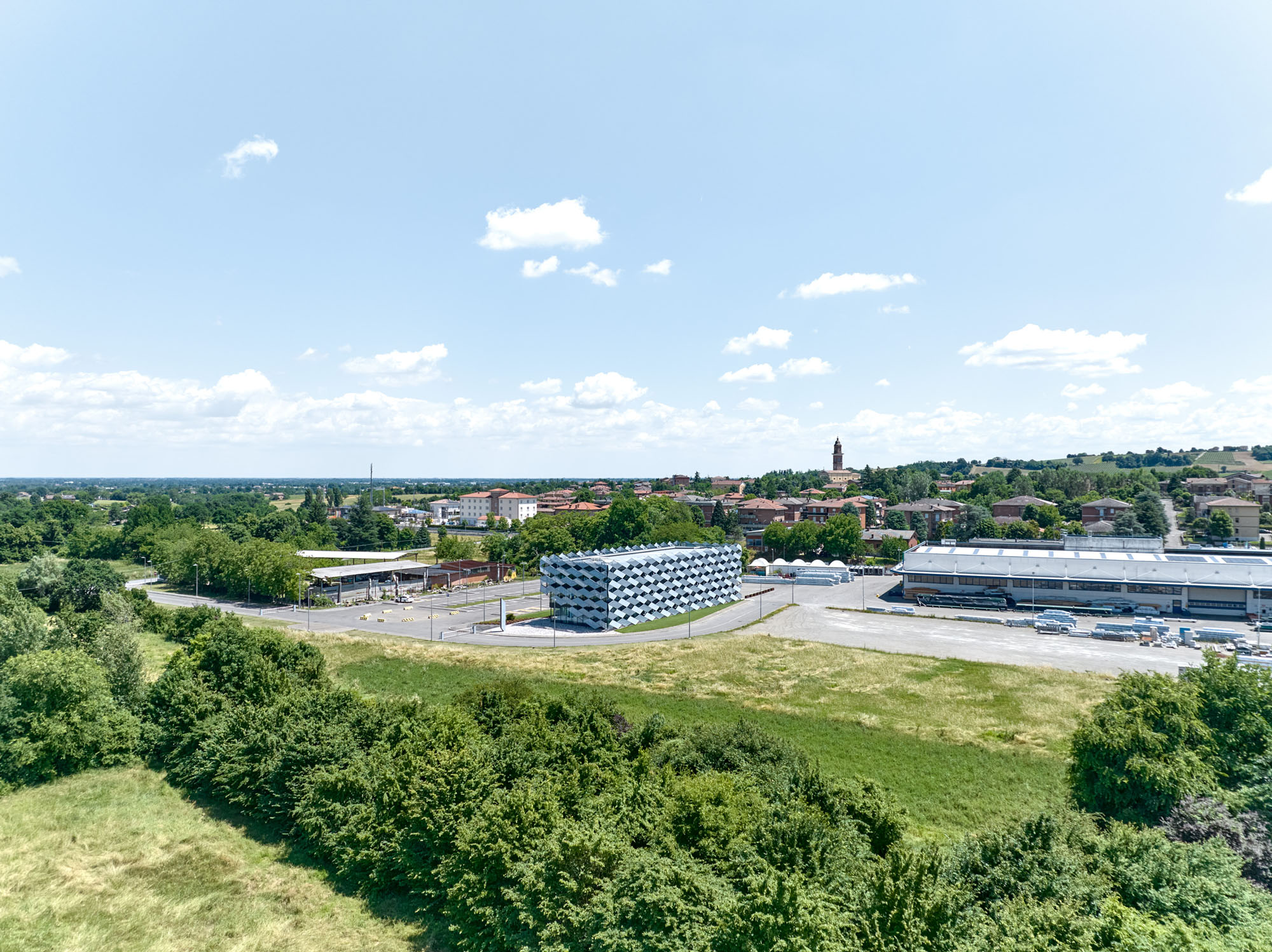 〈NUVOLA 75〉AMBIENTEVARIO